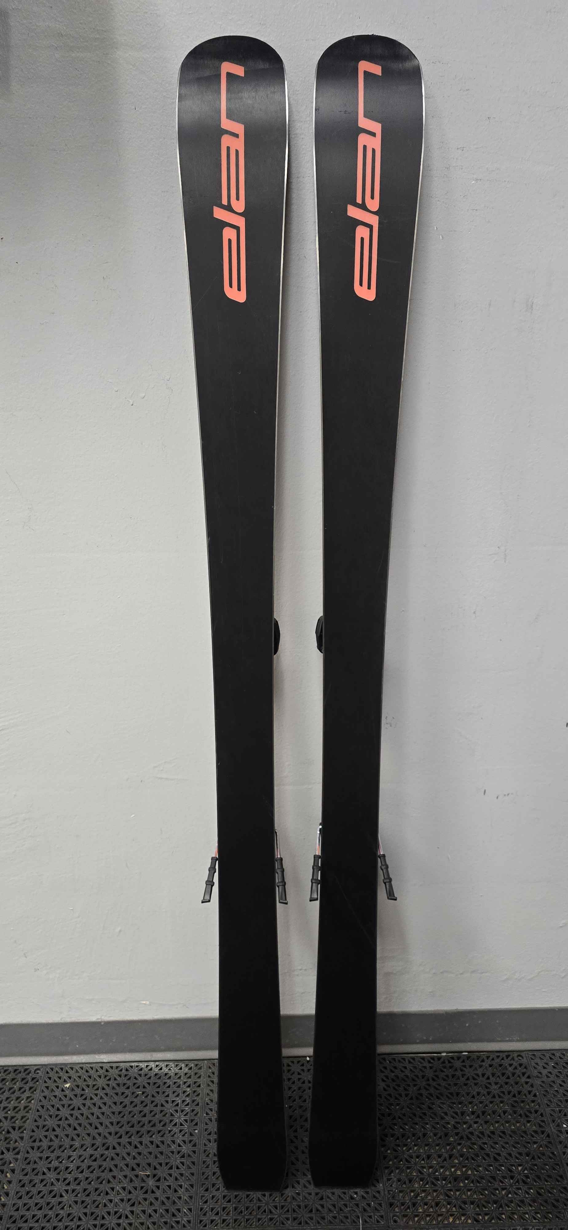 Used 2023 Elan Wingman 82 Ti 166cm W/ Elan Attack 14 Adjustable bindings
