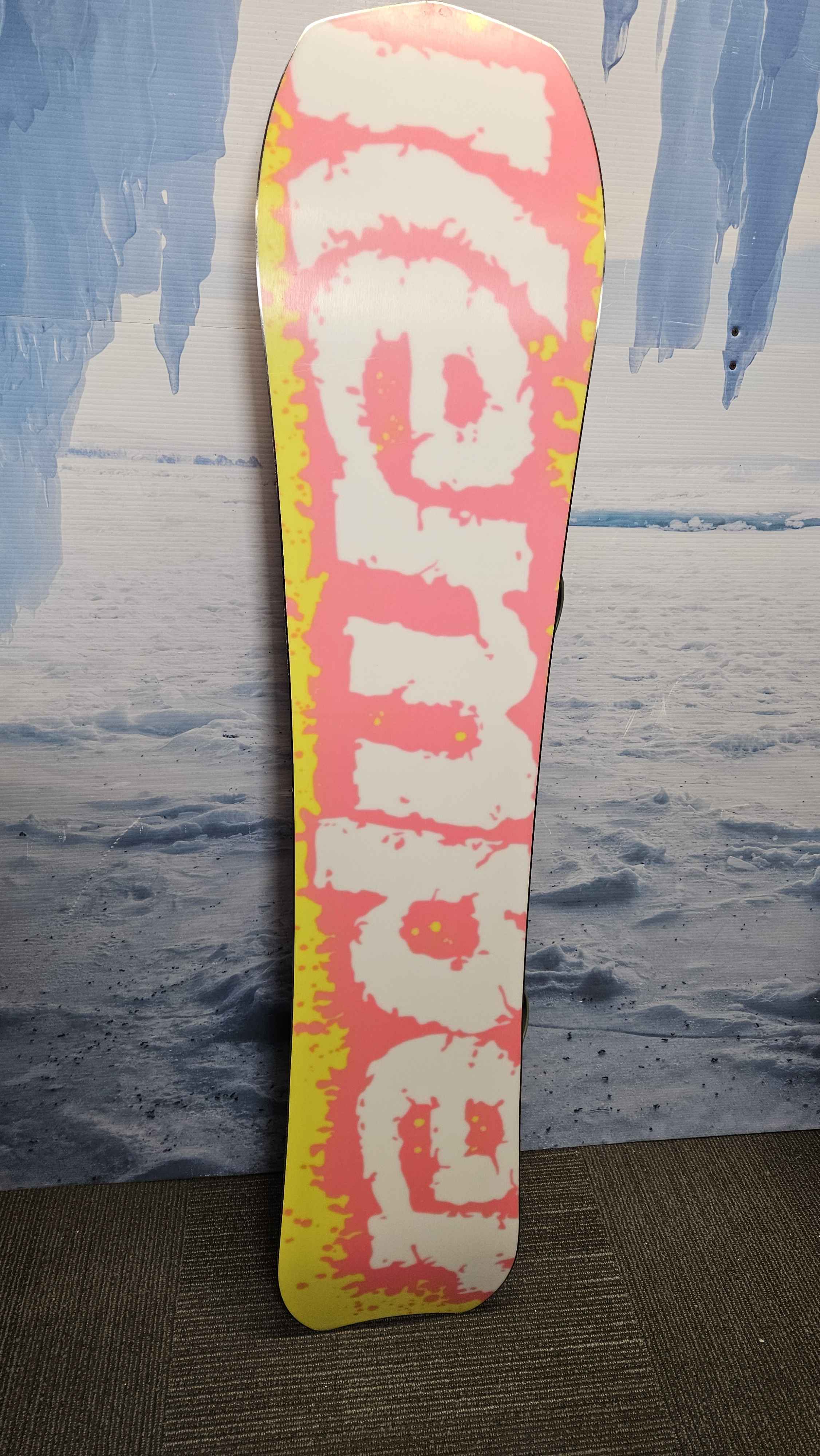 Used Kemper 152cm Apex Snowboard 2024 w/ Kemper Bindings