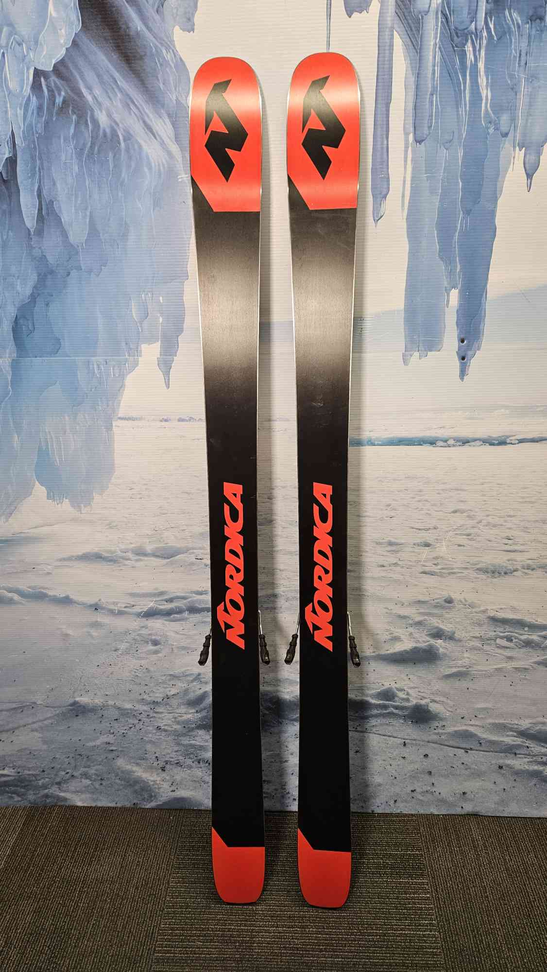 Very Lightly Used Nordica Enforcer 99 179cm Skis w/ Attack 13 Demo Binding
