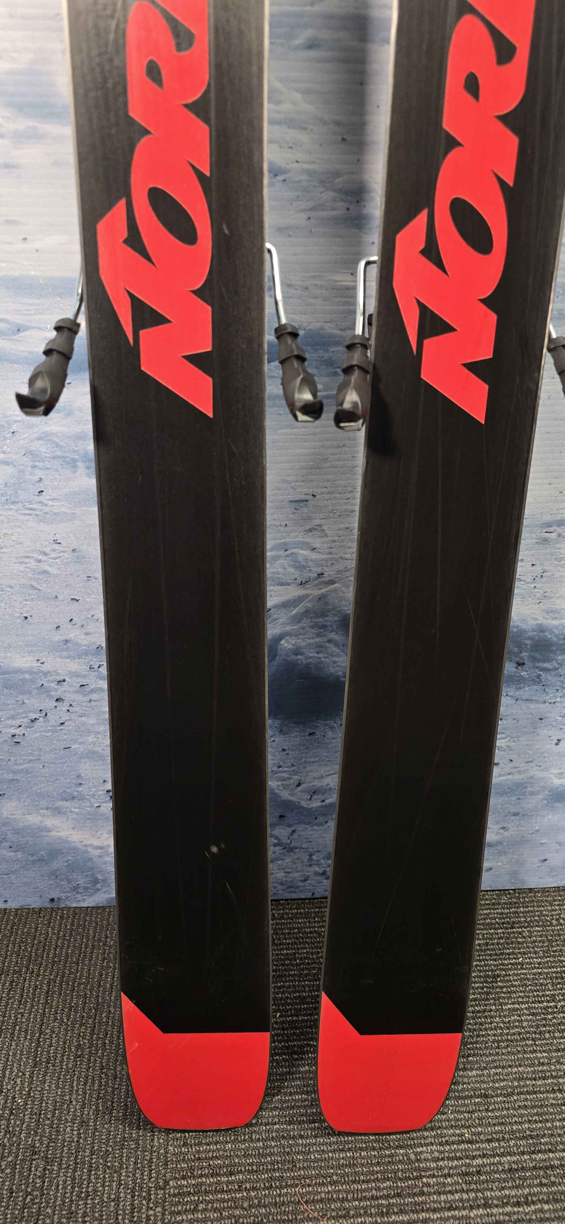Lightly Used 2025 Nordica Enforcer 94 ski 179cm w/ Tyrolia Attack LYT 14 GW adjustable bindings