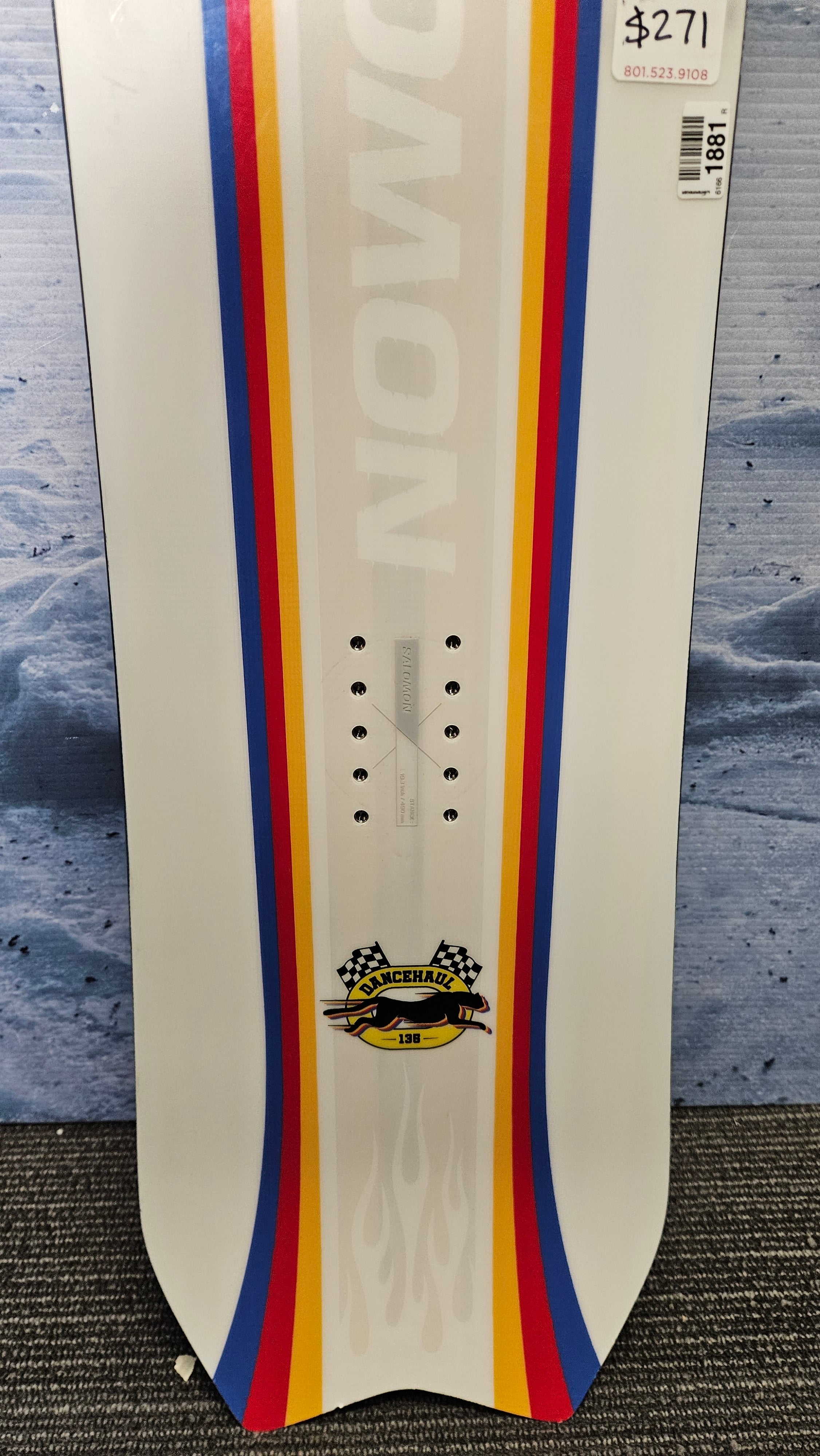 Used 2024 Salomon Dancehaul 135cm Snowboard