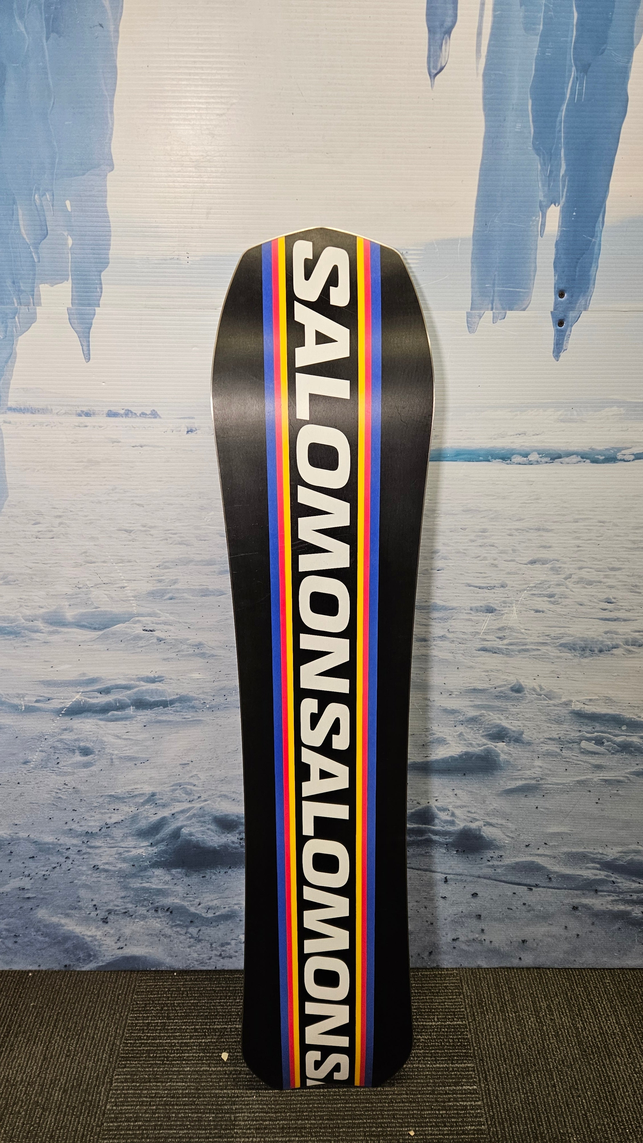 Used 2024 Salomon Dancehaul 135cm Snowboard
