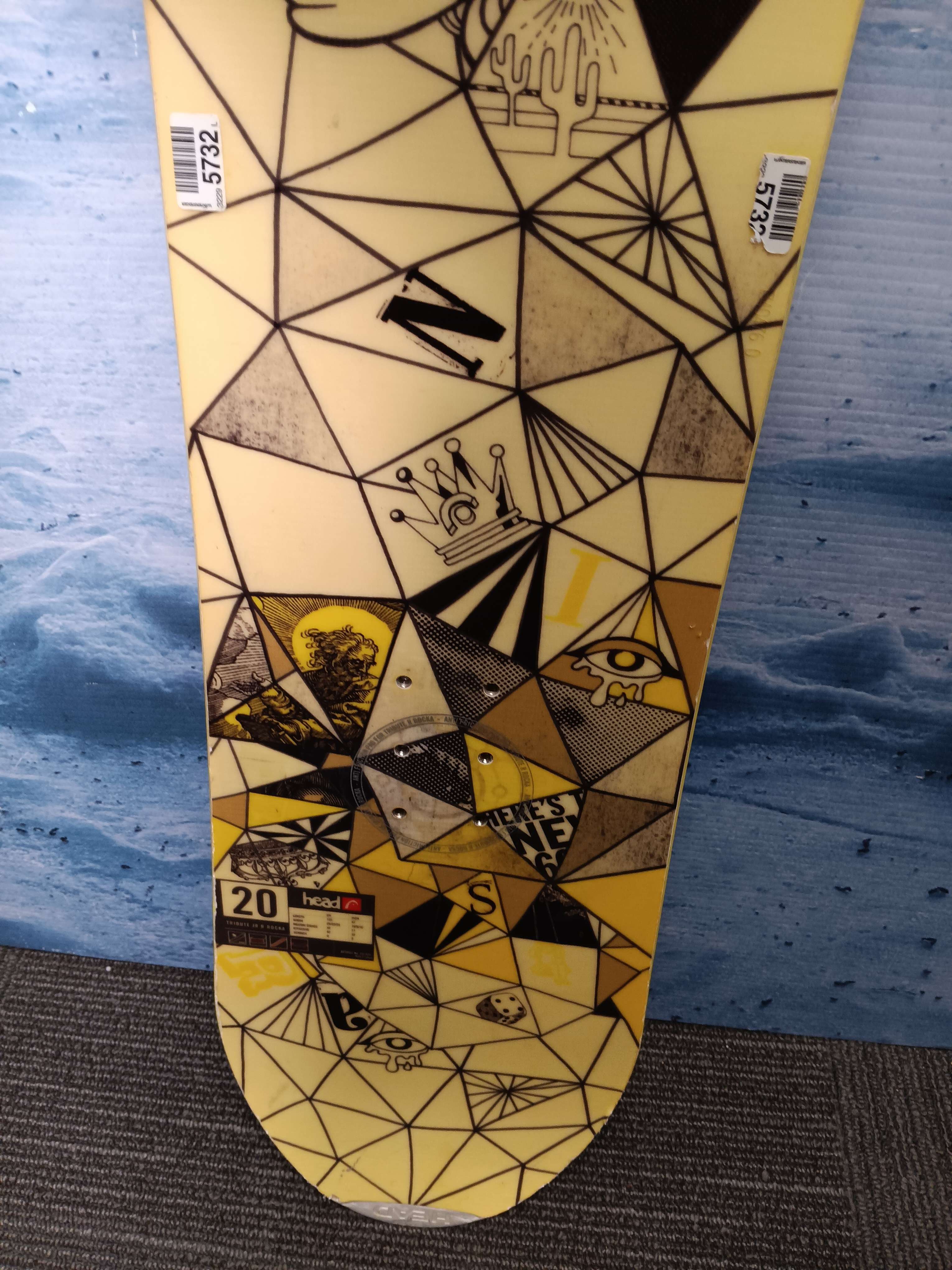 Heavily Used Head Tribute JR R 120cm Snowboard
