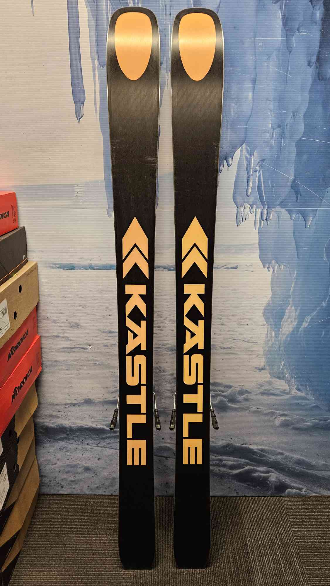 New Kastle ZX 108 Skis - 179cm w/ Tyrolia Attack 14 Demo Binding