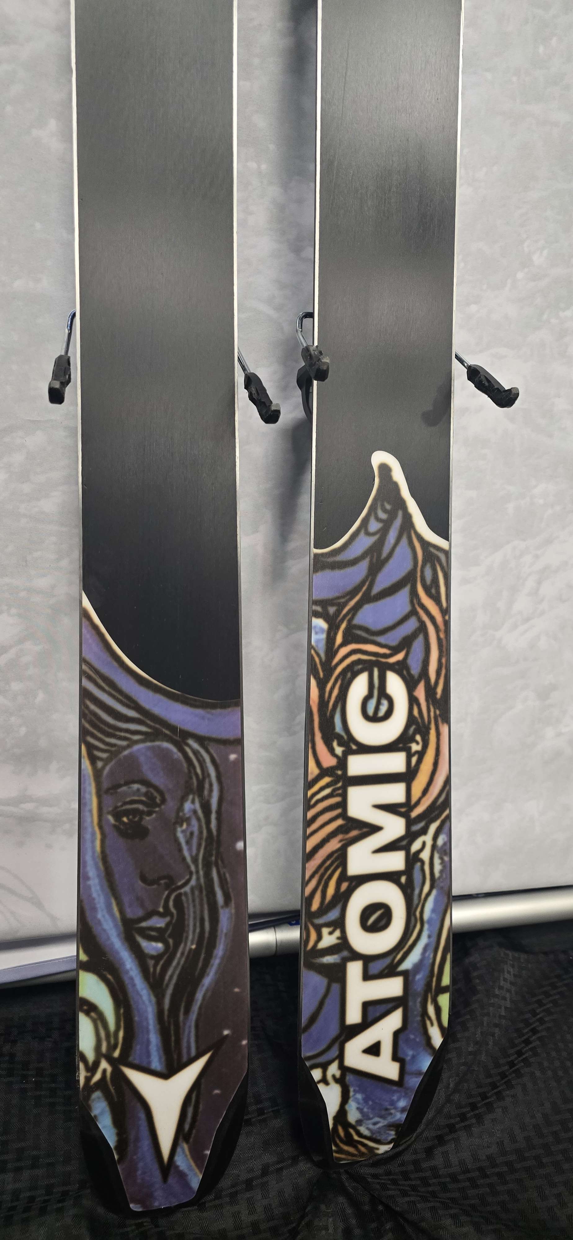 Used Atomic Bent Chetler 100 172cm w/ Strive 11 Demo Bindings