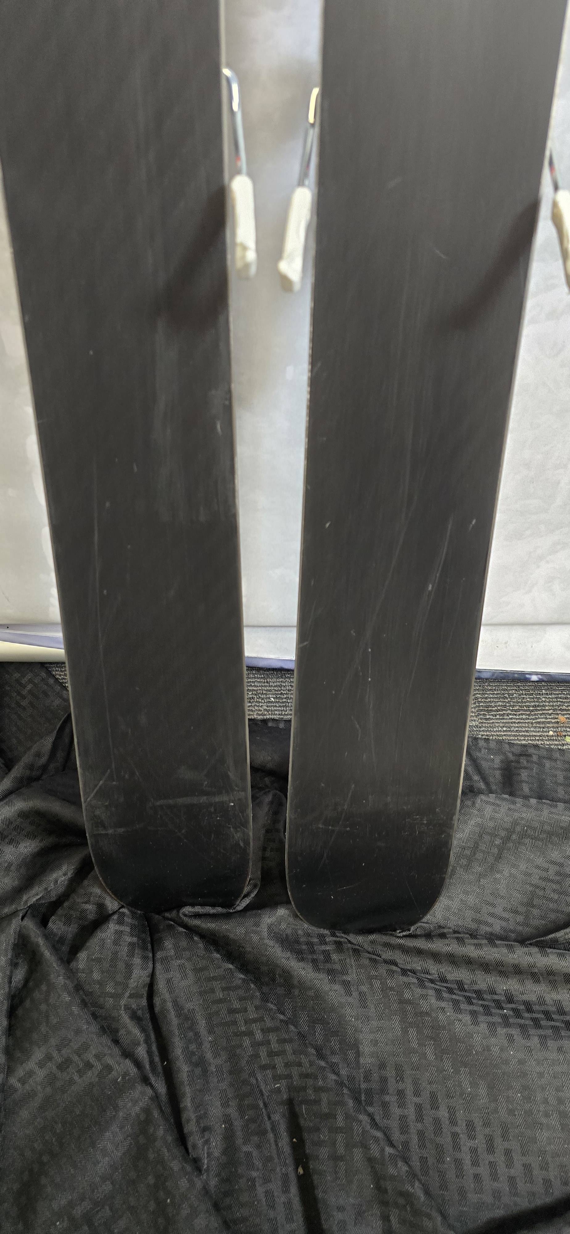 Used Atomic Backland FR 102 164cm w/ Atomic Warden 11 Adjustable Bindings