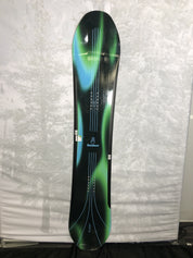 Used 2025 Bataleon Thunderstorm 154CM Snowboard