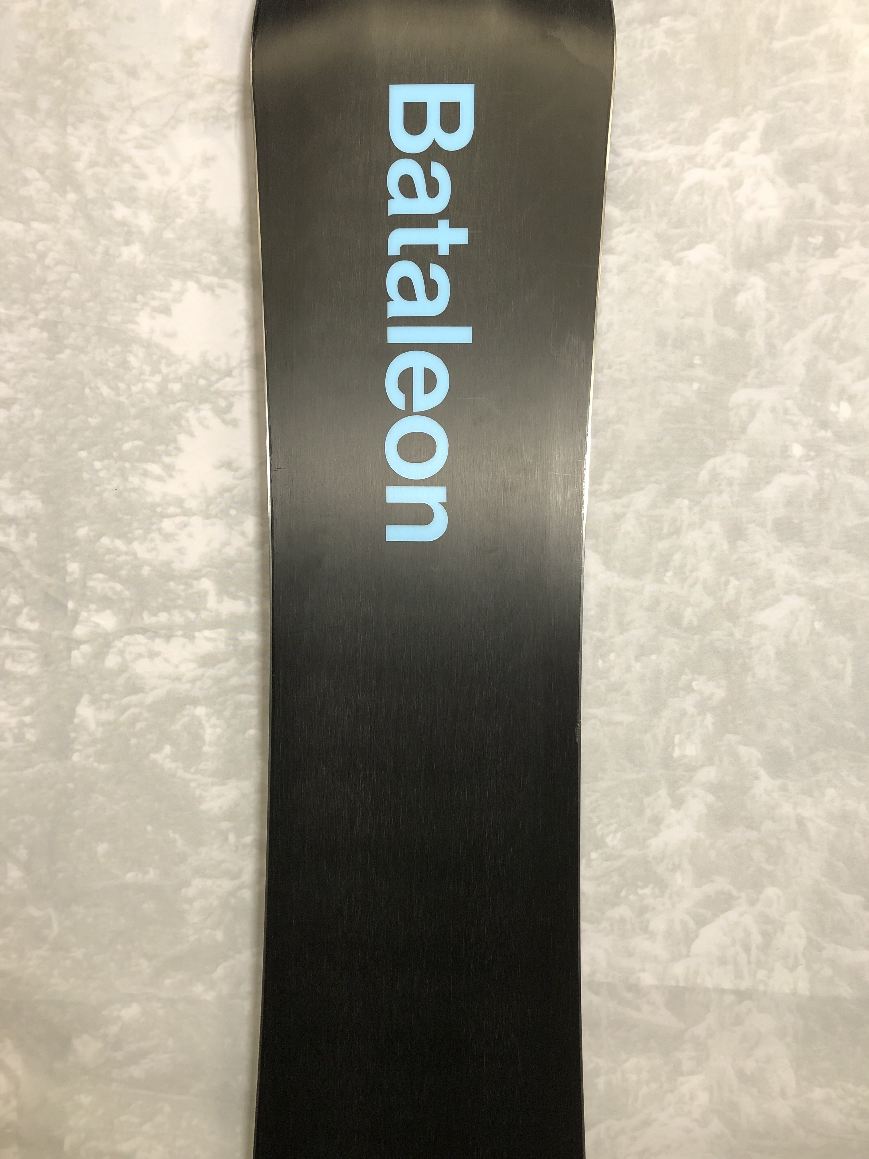 New 2025 Bataleon Thunderstorm 158CM Snowboard