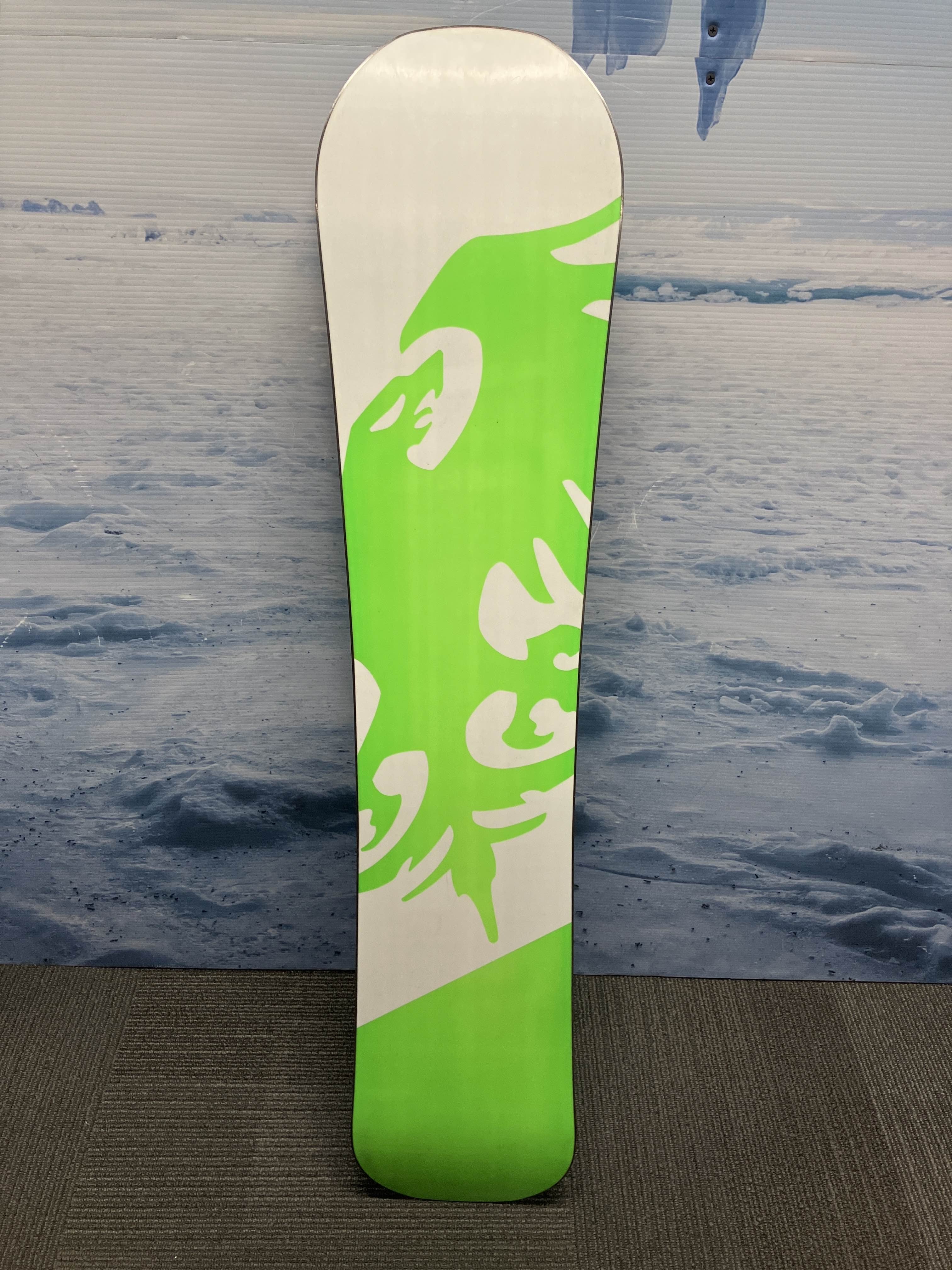 Used Never Summer Starlet Snowboard - 130 CM W/ K2 Small Binding