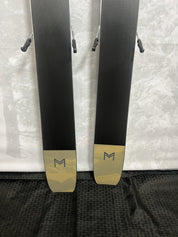 Lightly used 2025 Women's Atomic Maven 103 CTI Skis -162cm w/ Salomon Strive 11 Demo Binding