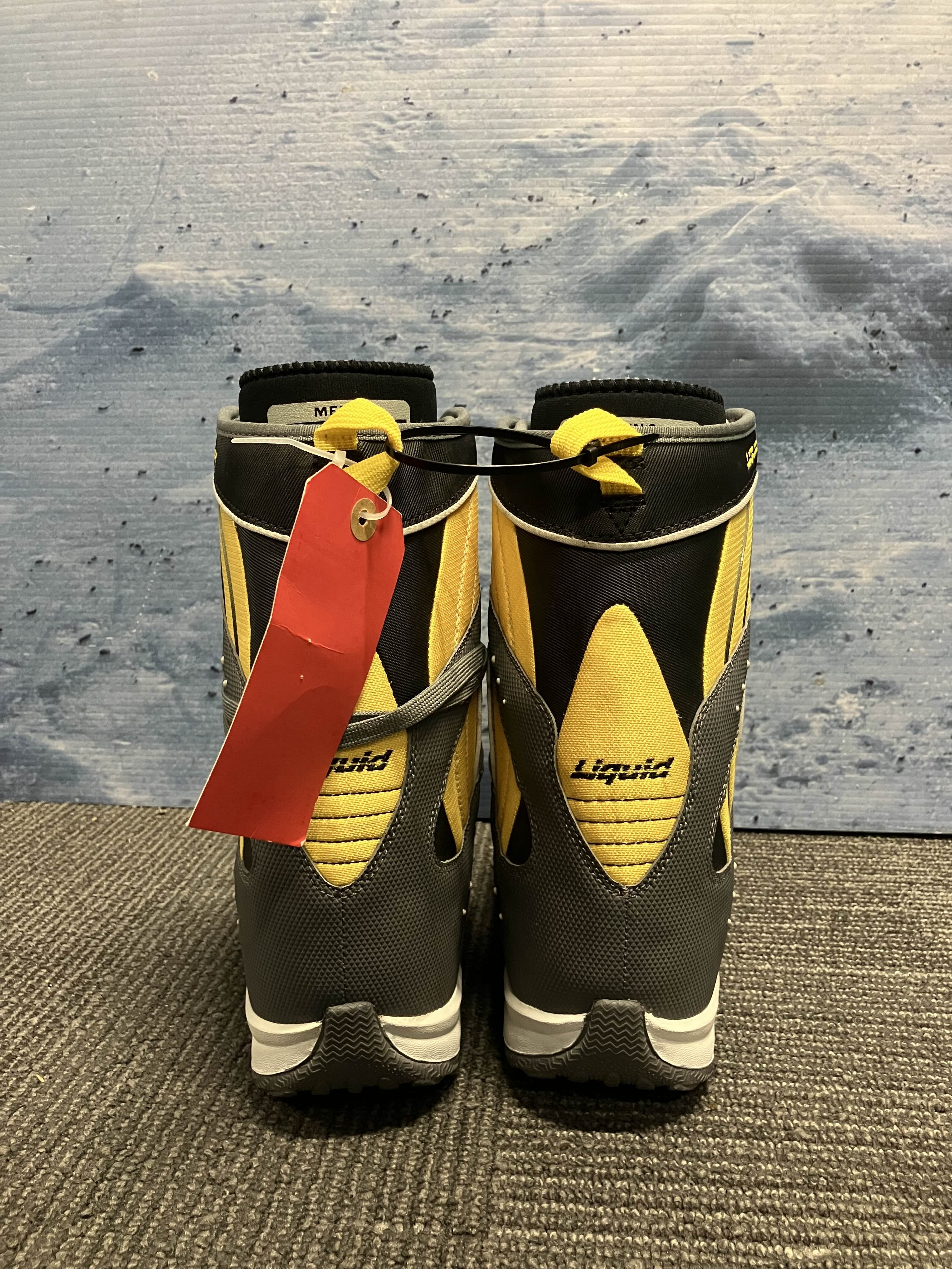 New Liquid Lace Up Size 8.5 Snowboard Boot