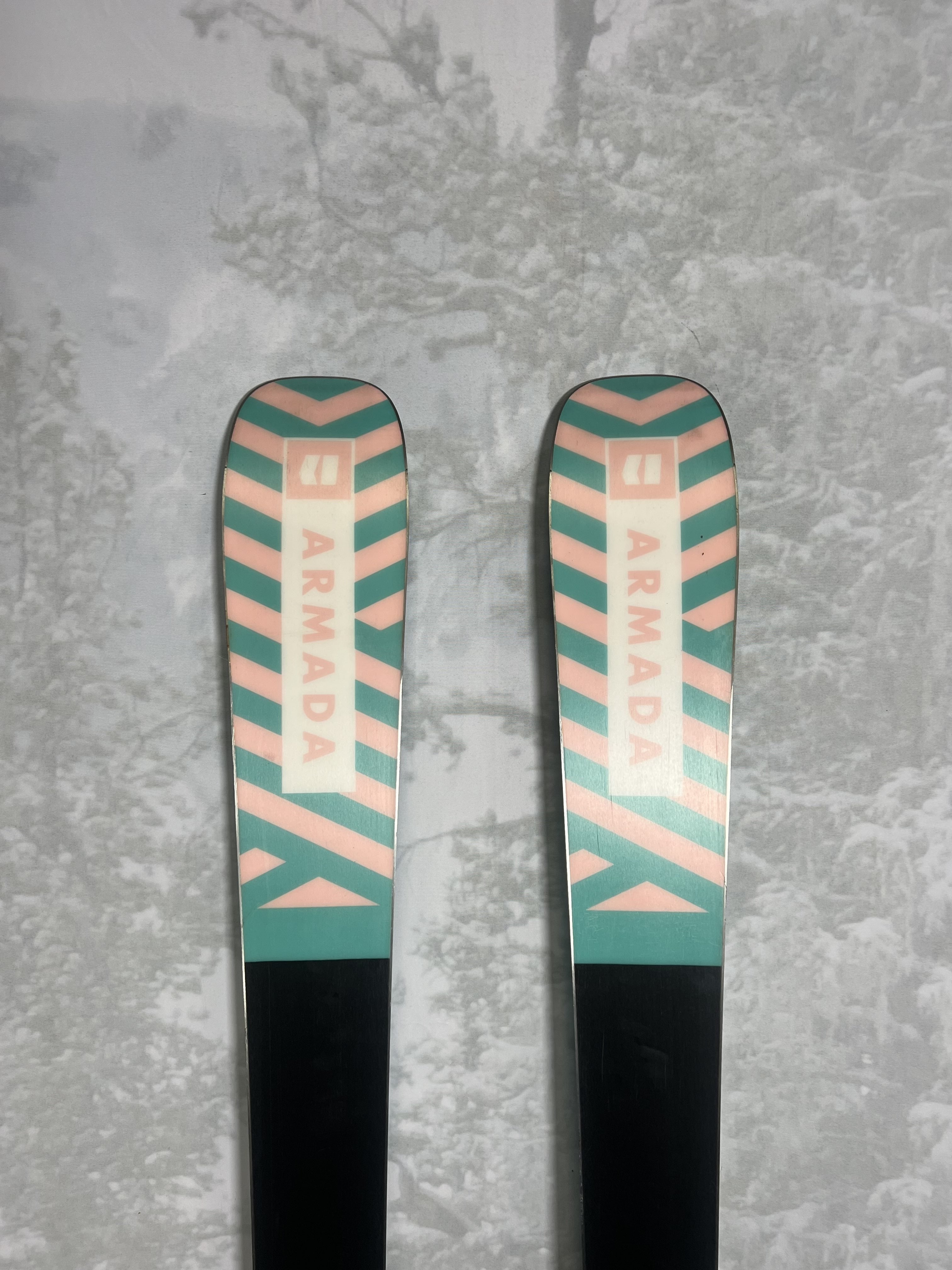 Lightly Used 2025 Armada Reliance 82 TI Skis 158cm w/ Aramda Strive 11 GW Binding