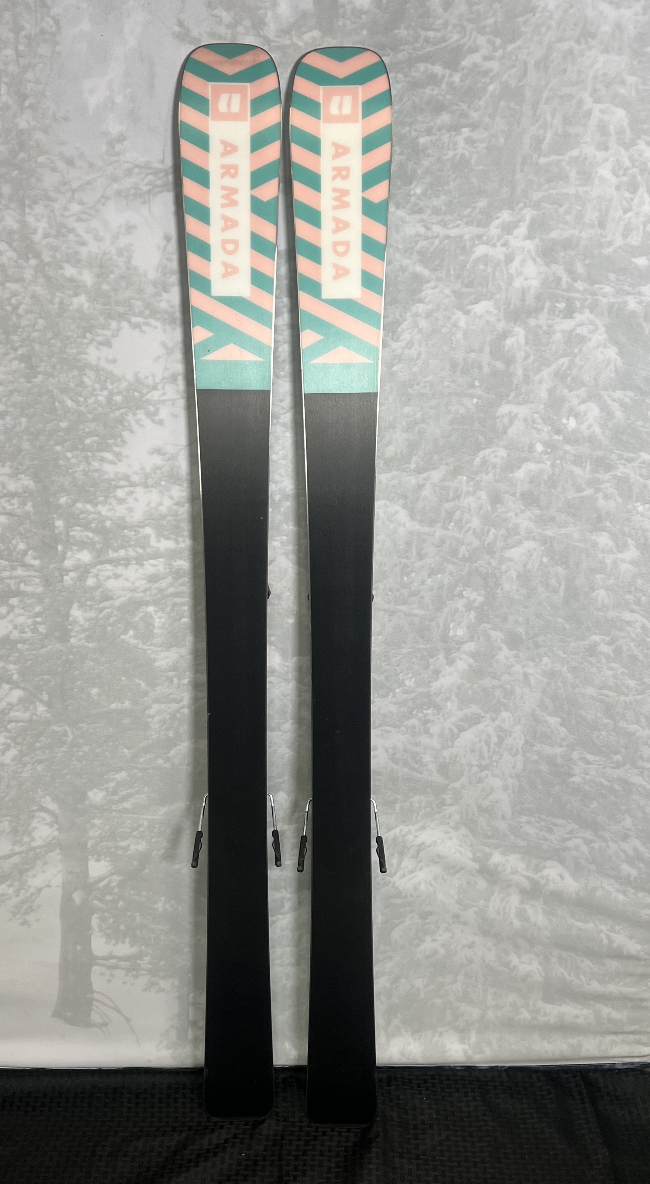 Lightly Used 2025 Armada Reliance 82 TI Skis 150cm w/ Aramda Strive 11 GW Binding