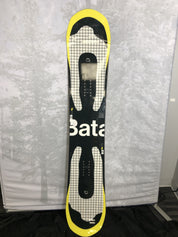 Used 2025 Bataleon Evil Twin 157CM Snowboard