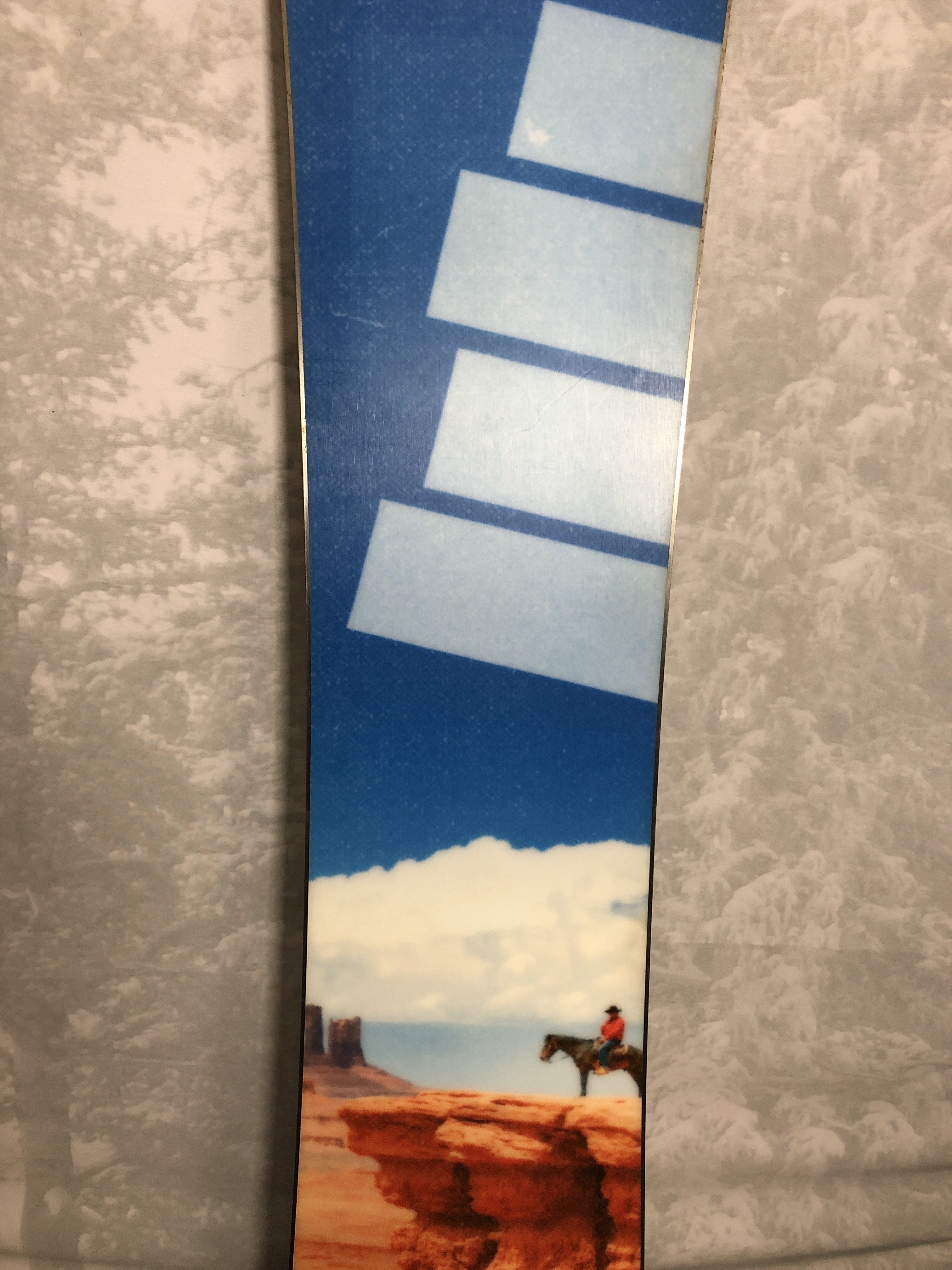 Used 2025 Nitro T1 152CM Snowboard