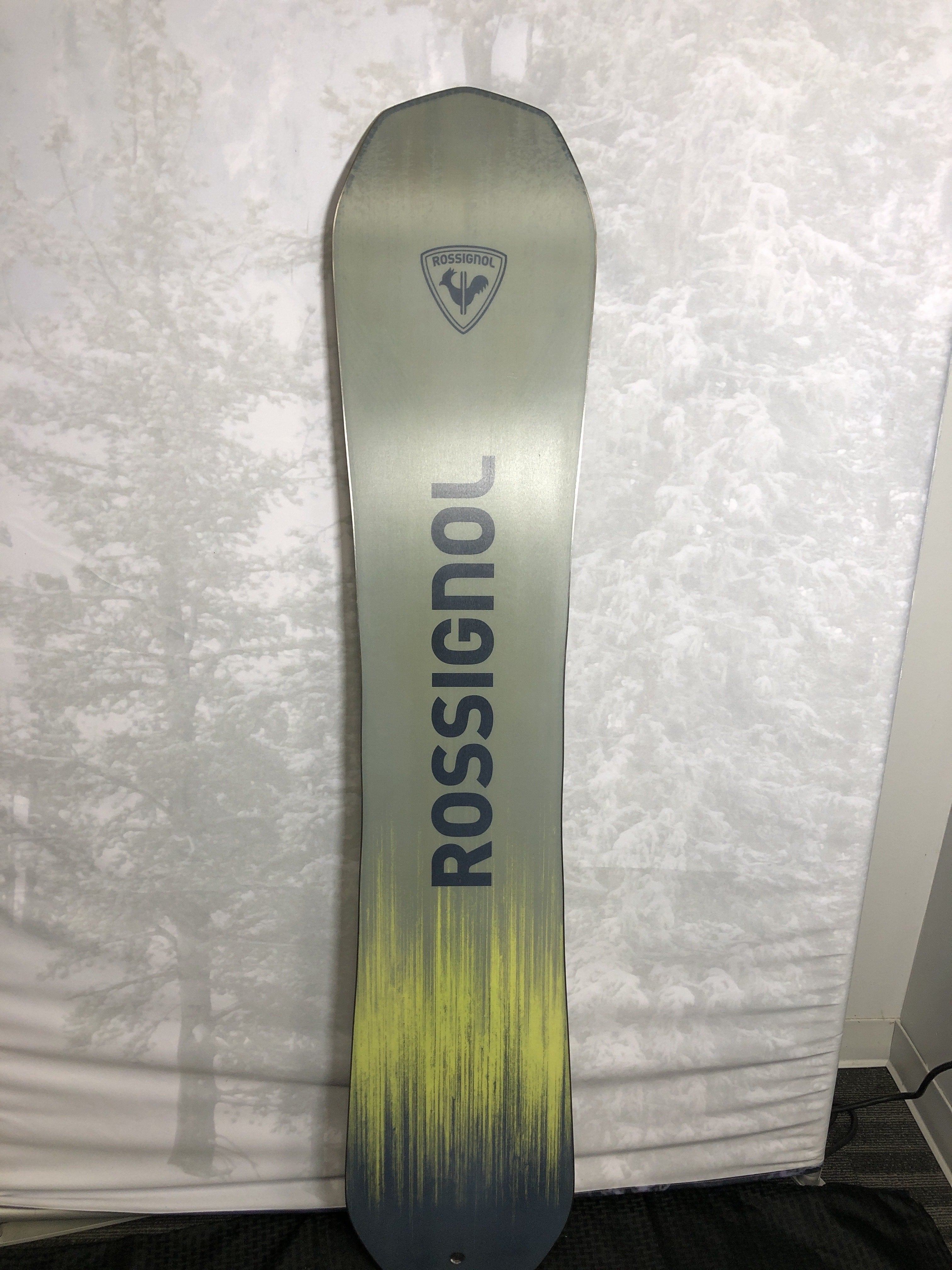 Used 2025 Rossignol Revenant 154CM Snowboard