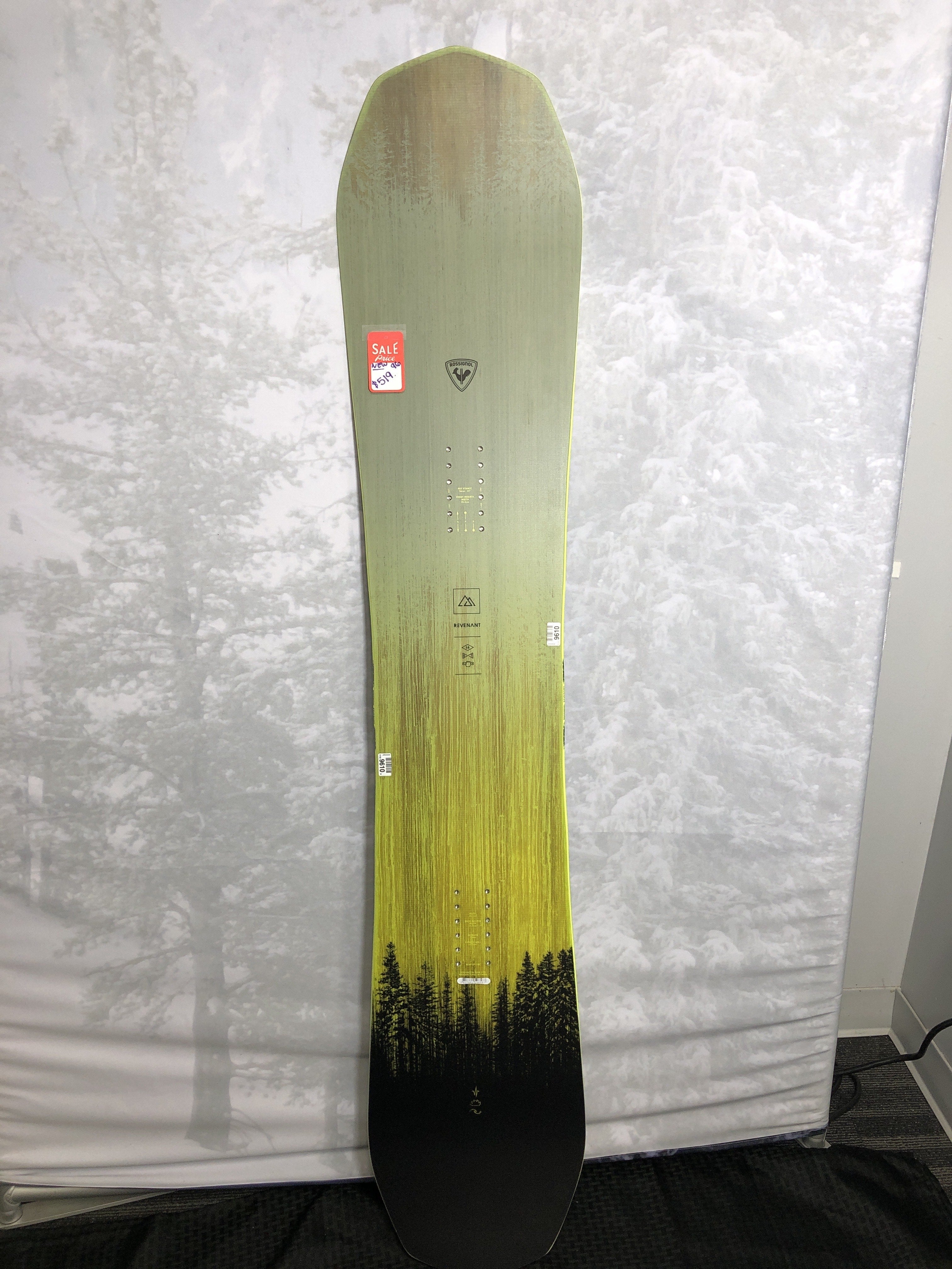 New 2025 Rossignol Revenant 158CM Snowboard