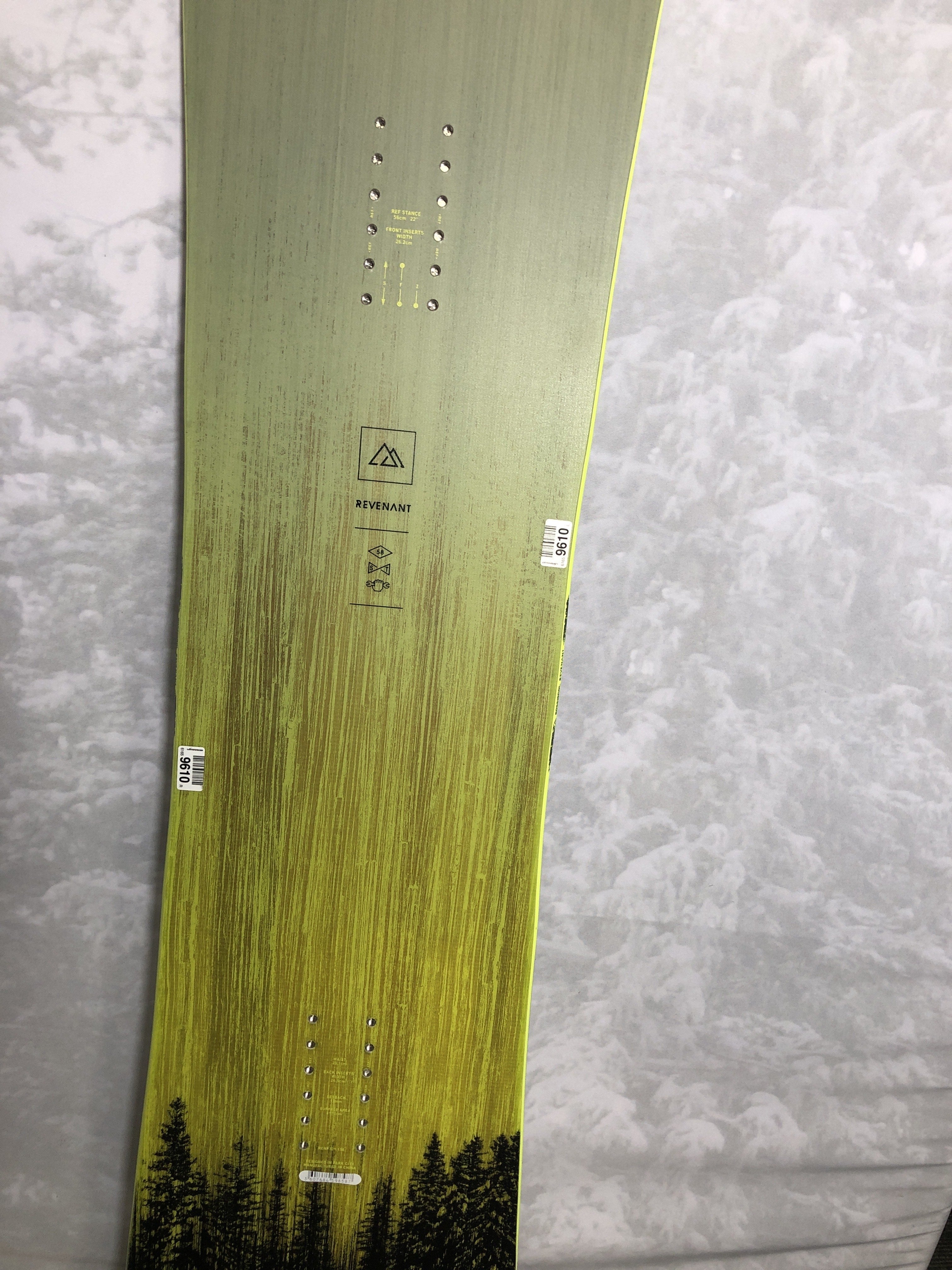 New 2025 Rossignol Revenant 158CM Snowboard