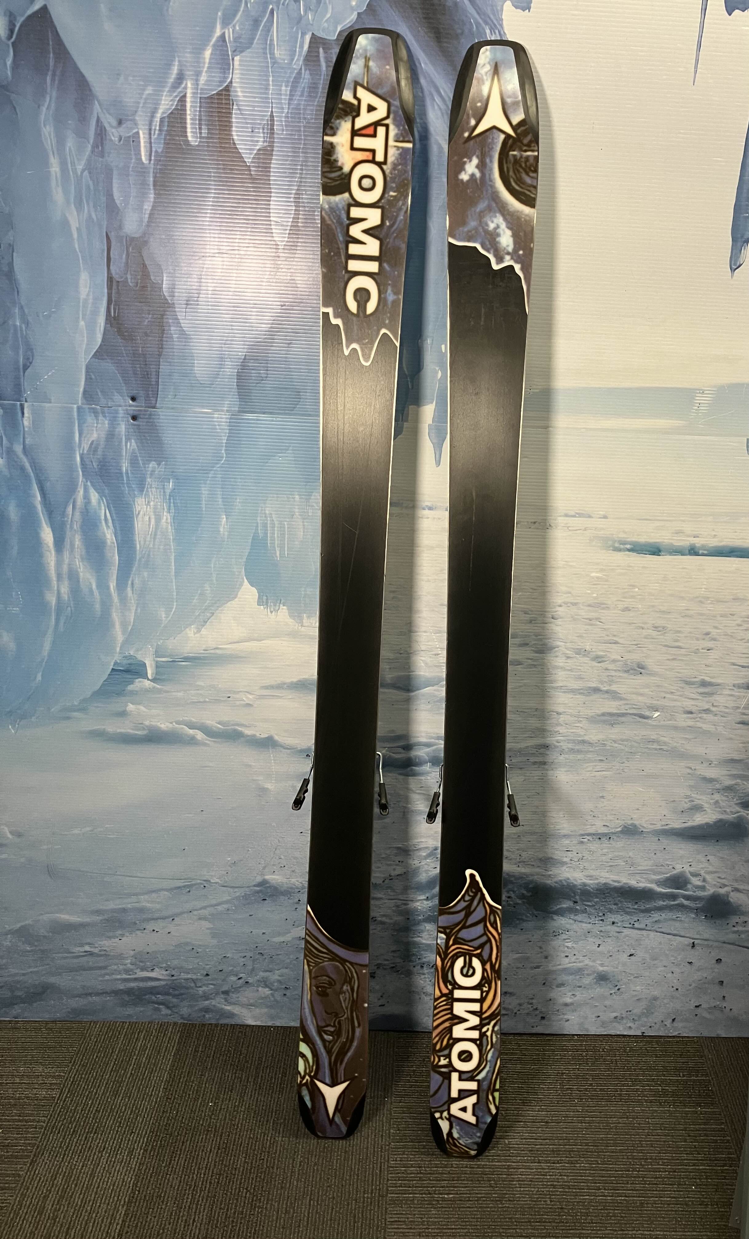 Heavily Used Atomic Bent Chetler 100 180cm Skis w/ Atomic Strive 13 Bindings