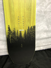 Used 2025 Rossignol Revenant 159CM w Snowboard