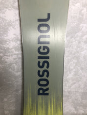 Used 2025 Rossignol Revenant 159CM w Snowboard