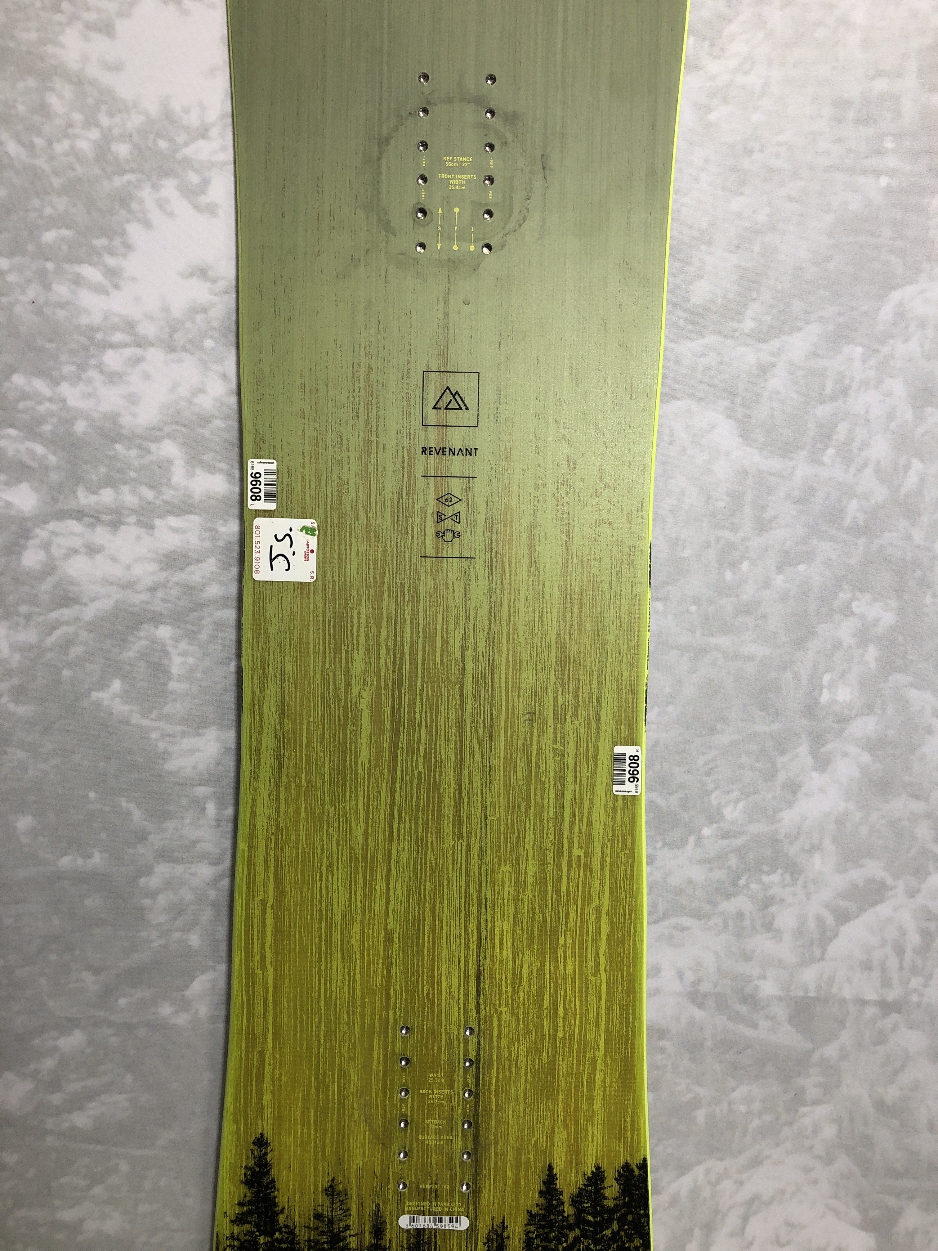 Used 2025 Rossignol Revenant 162CM Snowboard