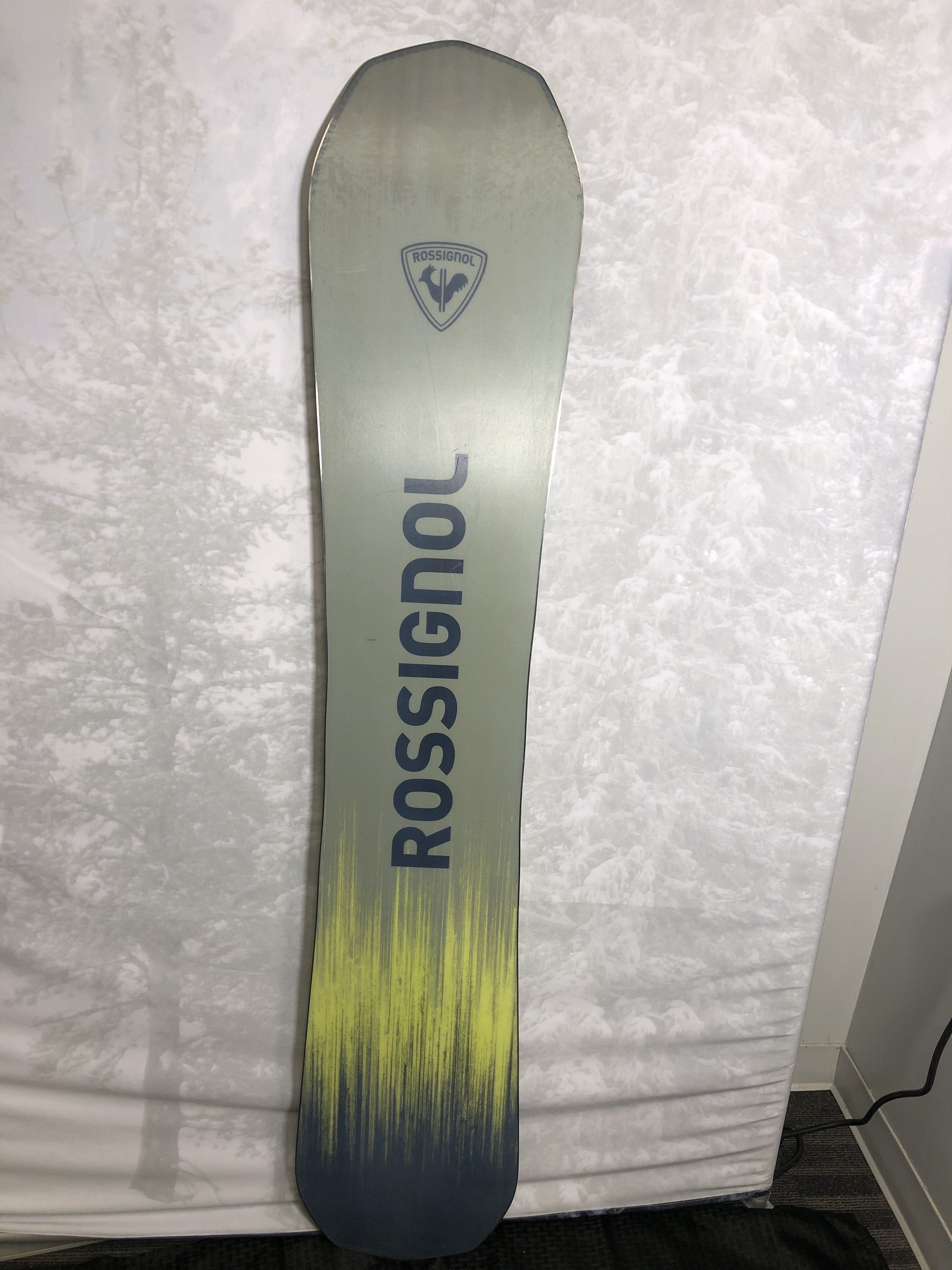 Used 2025 Rossignol Revenant 162CM Snowboard