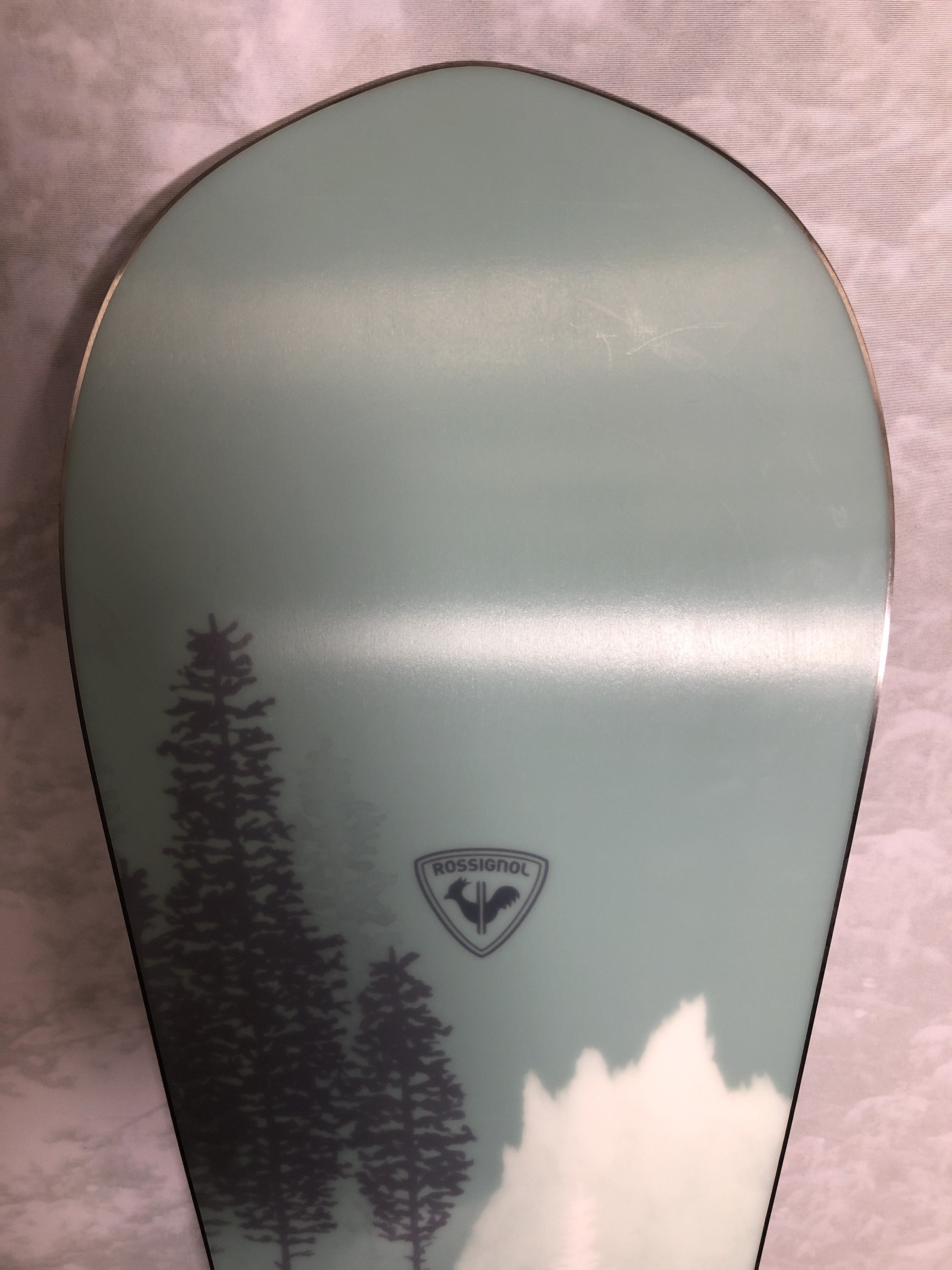 Used 2025 Rossignol Airis 152CM Snowboard