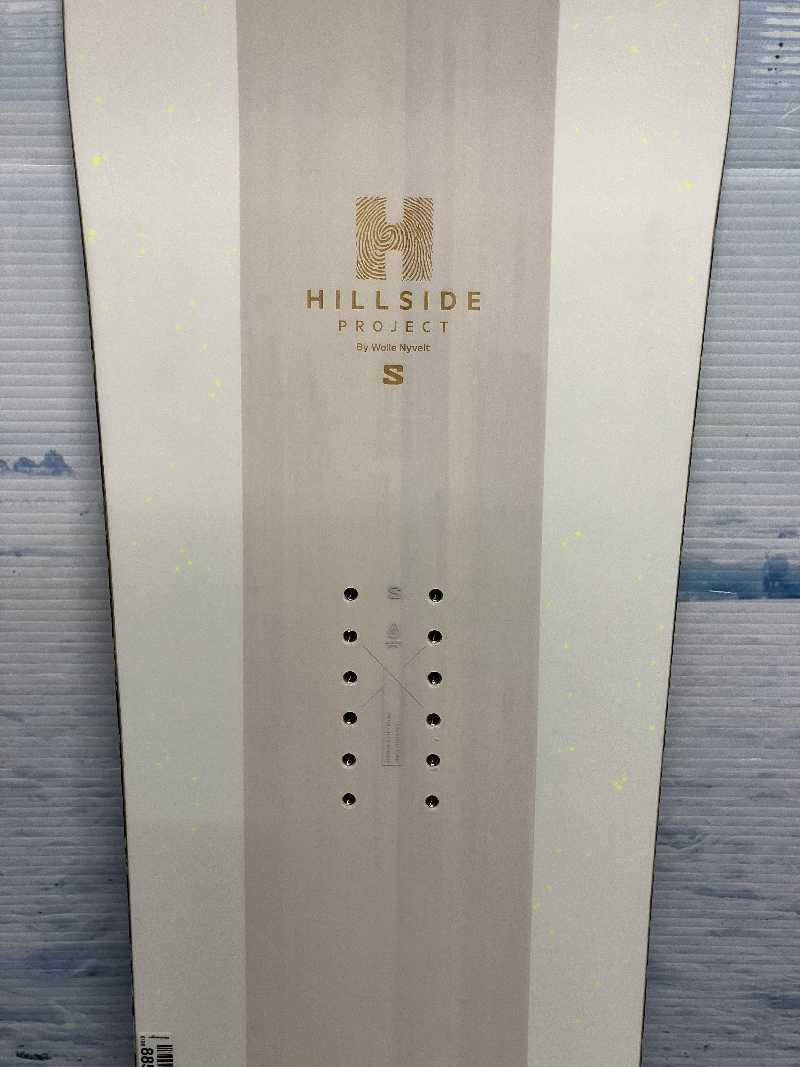 Lightly Used Salomon HPS - SickStick 153 CM Snowboard