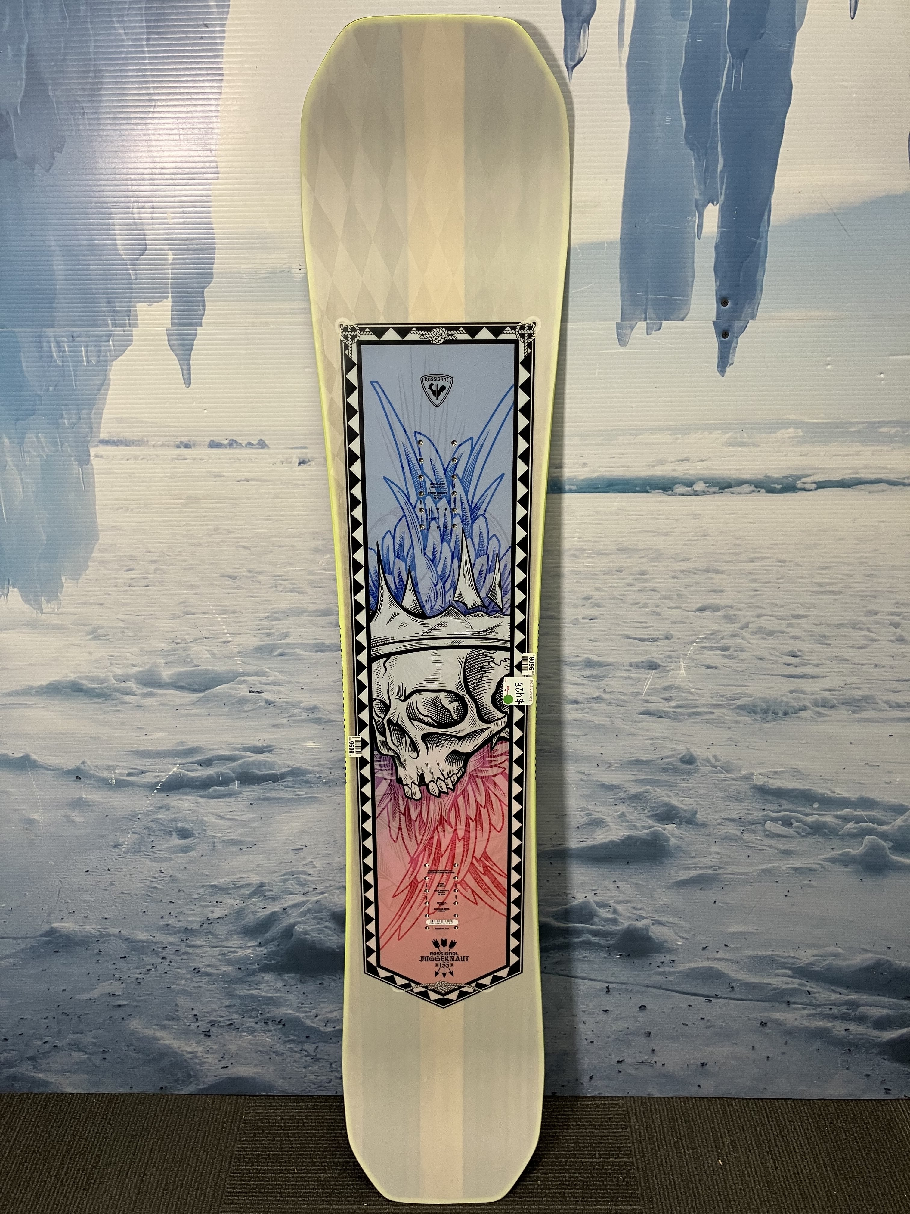 Lightly Used Rossignol Juggernaut - 155 CM Snowboard