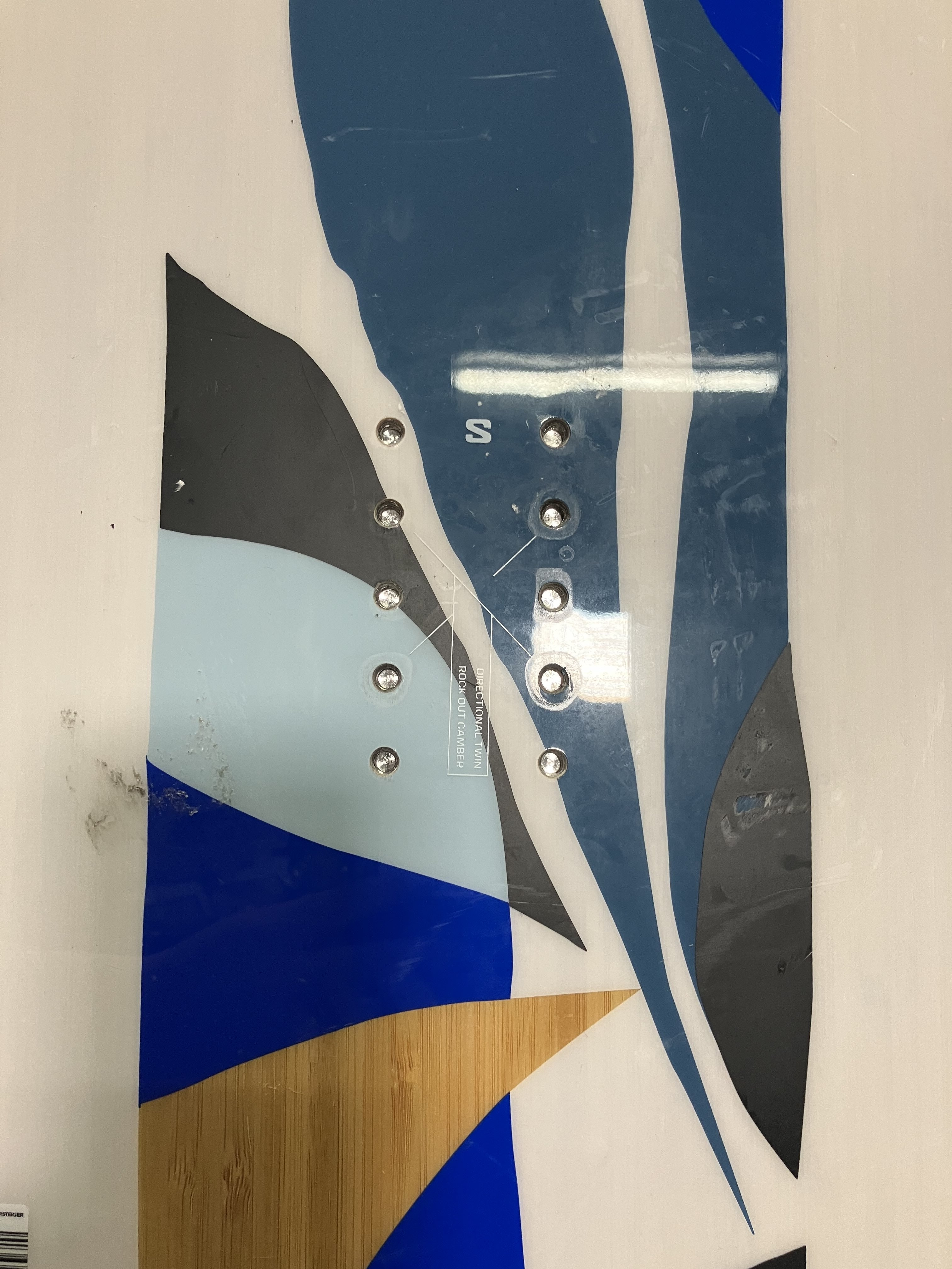 Used Salomon Rumble Fish 2025 148CM Snowboard