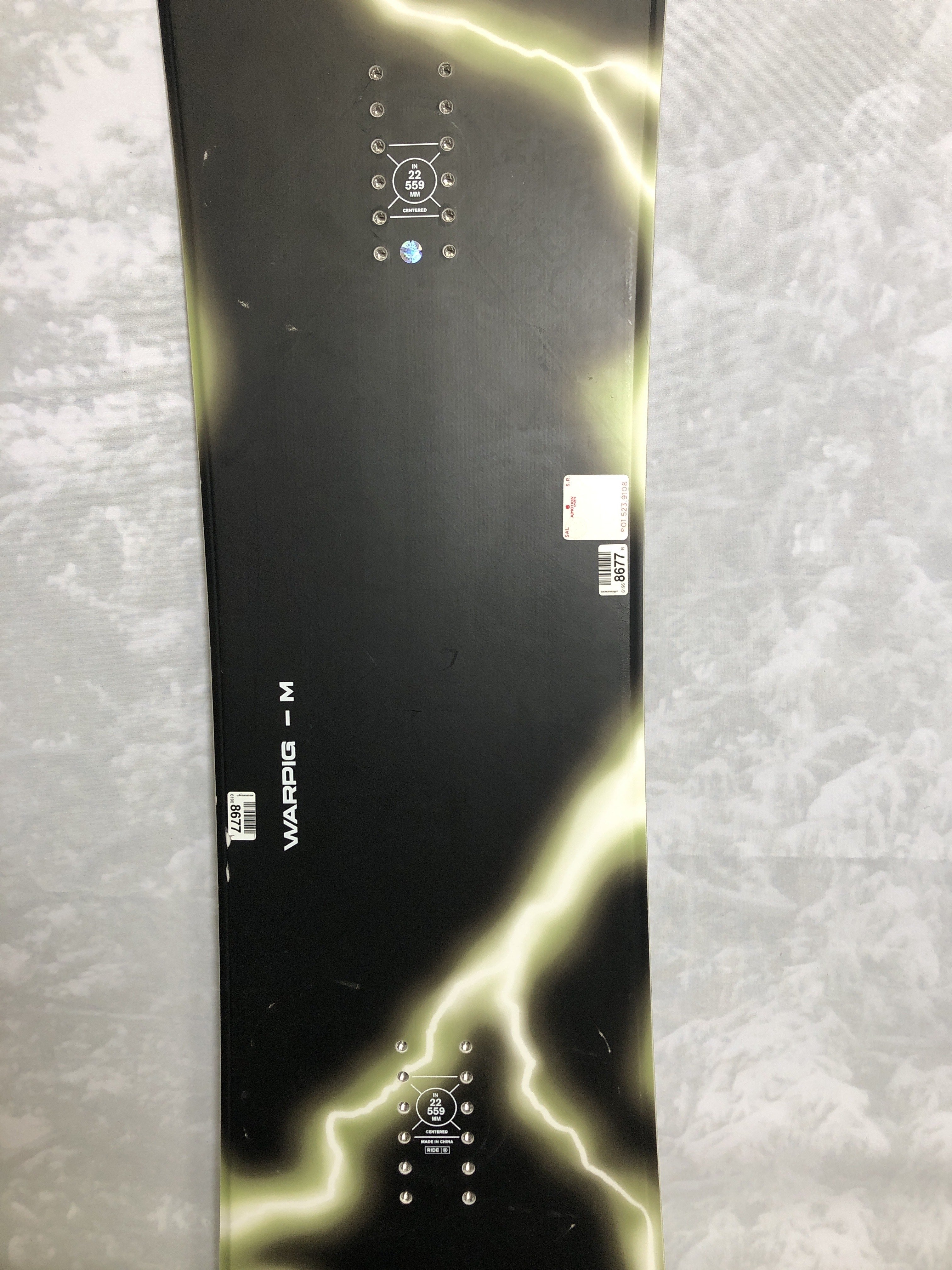 Used 2025 Ride Warpig 151CM Snowboard