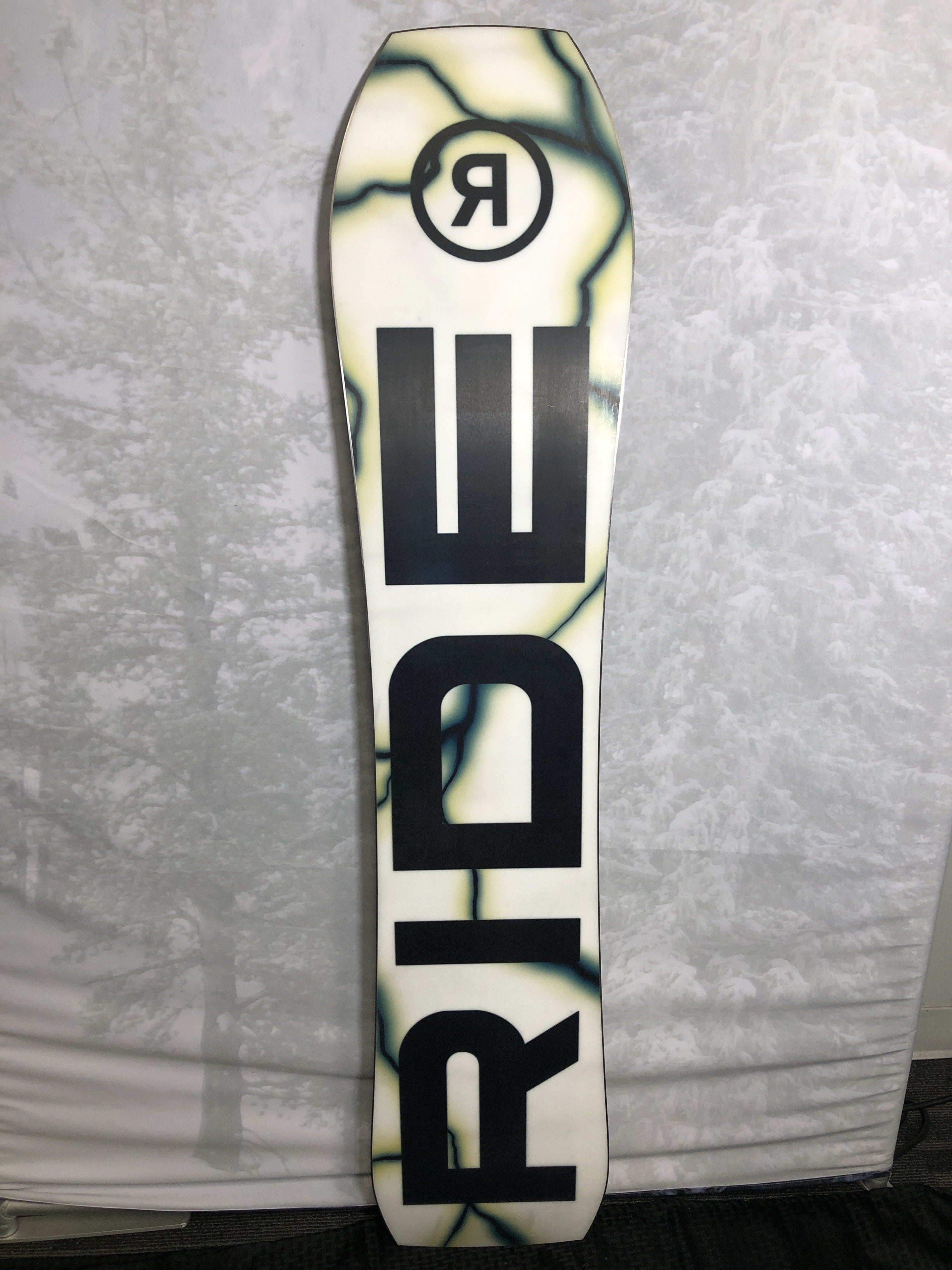 New 2025 Ride Warpig 148CM Snowboard