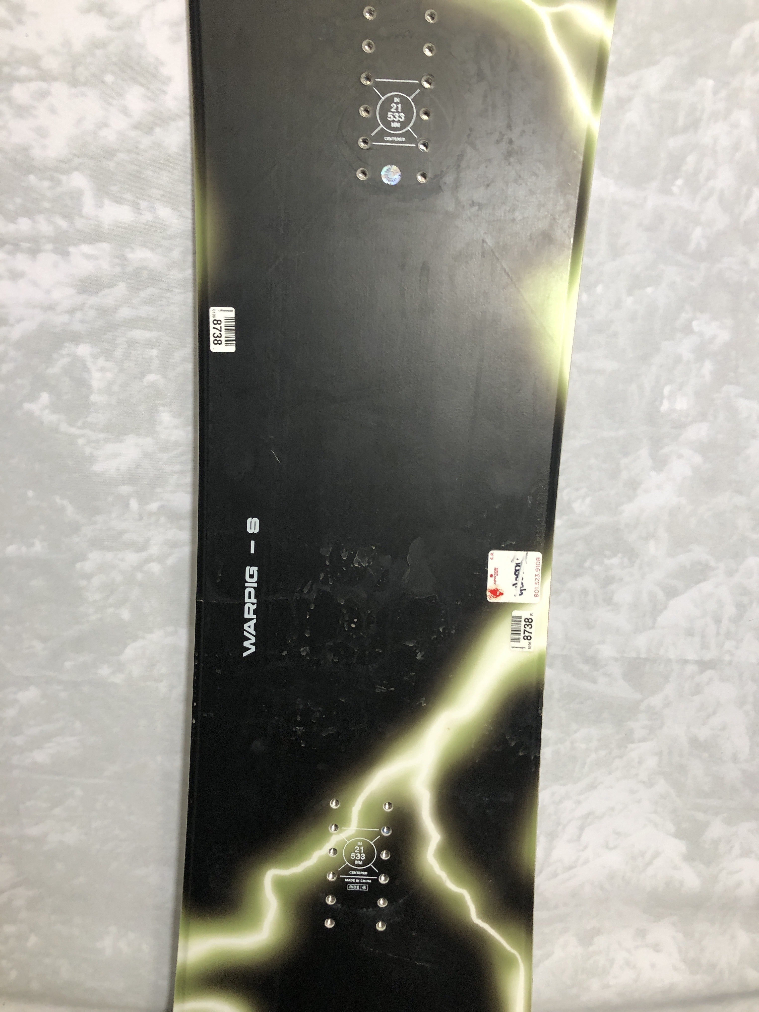 Used 2025 Ride Warpig 148CM Snowboard