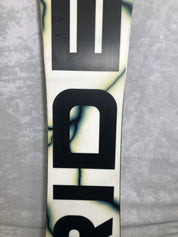Used 2025 Ride Warpig 148CM Snowboard