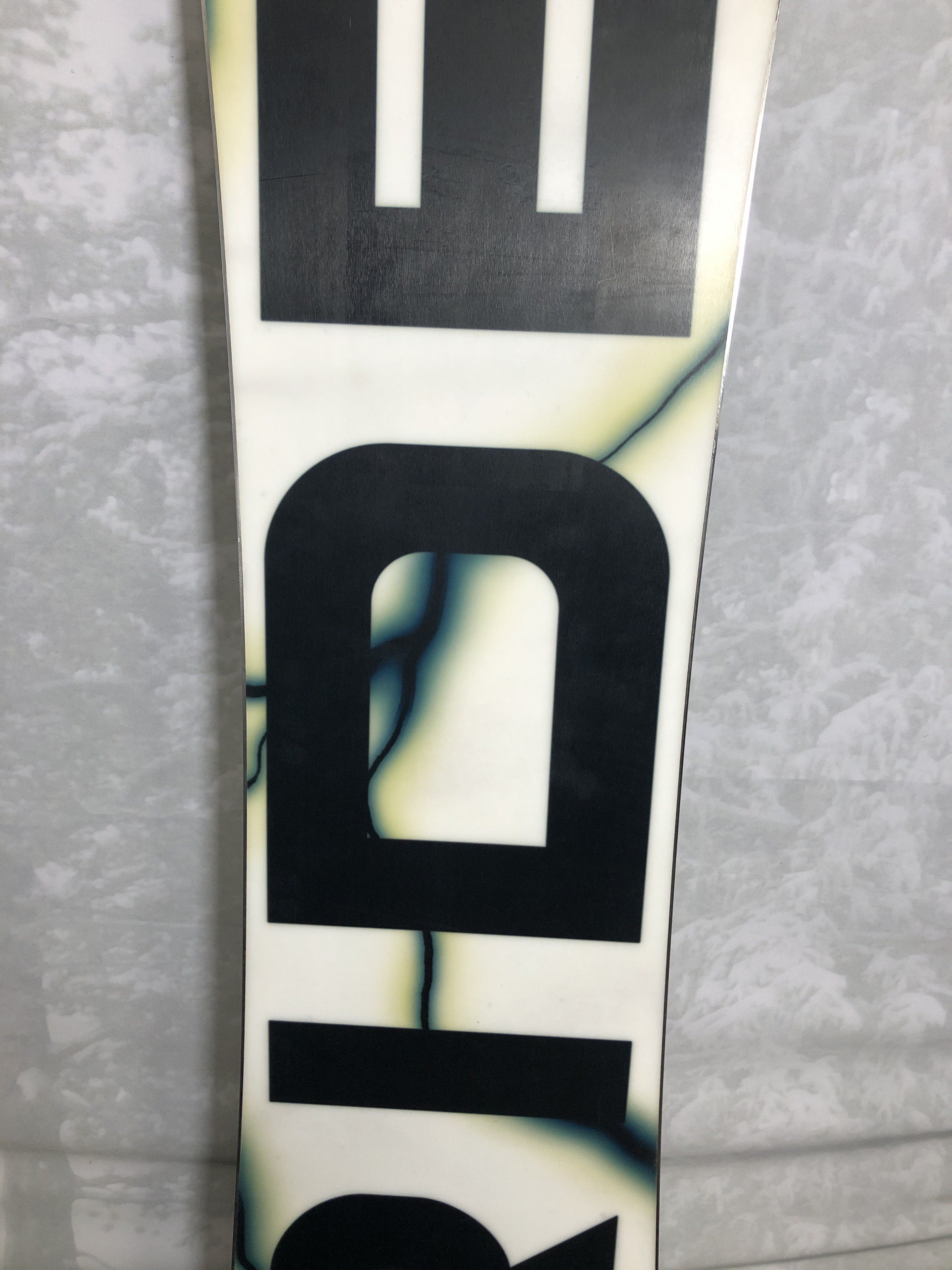 New 2025 Ride Warpig 142CM Snowboard