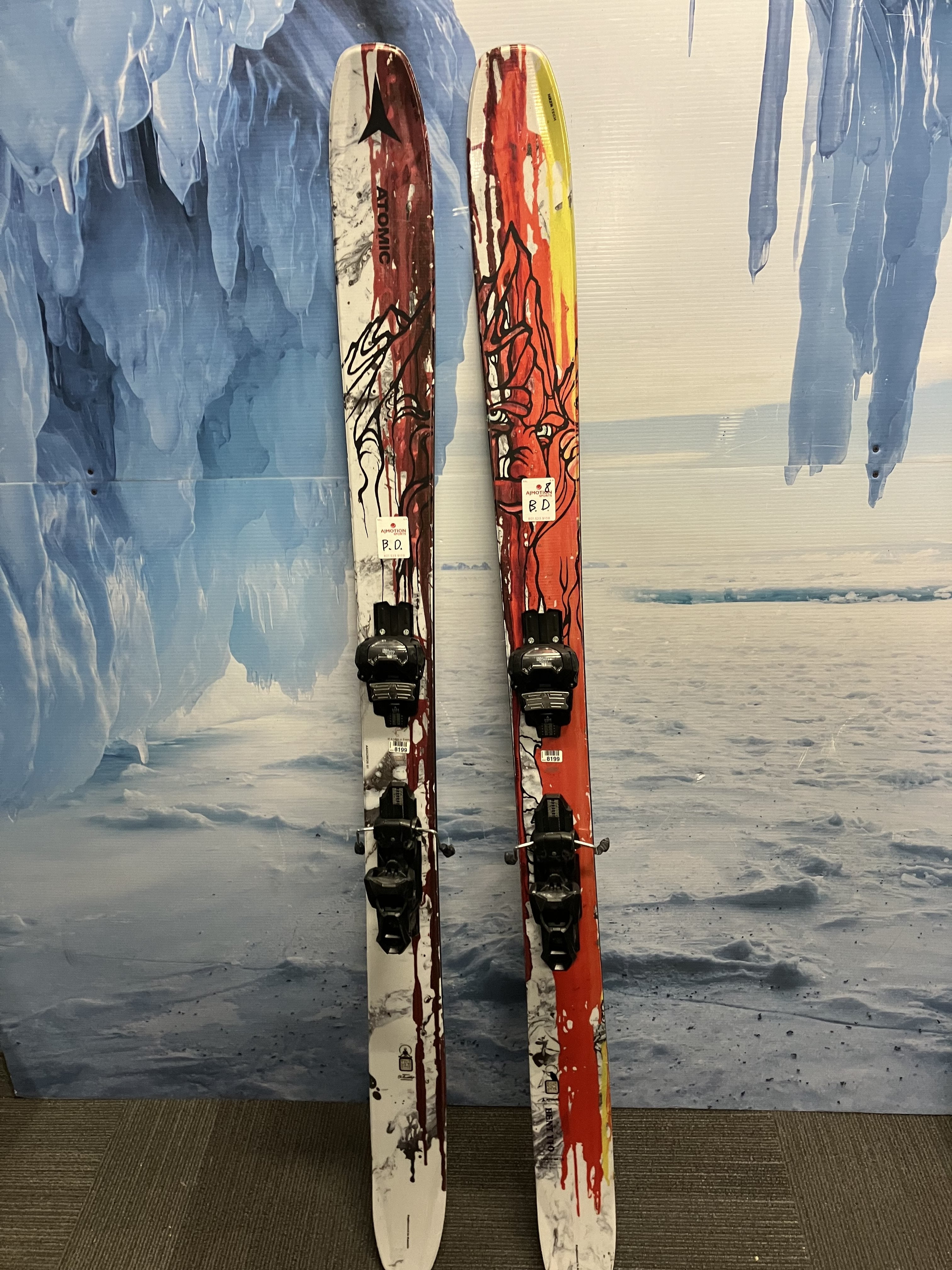 Used 2024 Atomic Bent Chetler 110 180cm Ski w/ atomic strive 13 Demo Binding