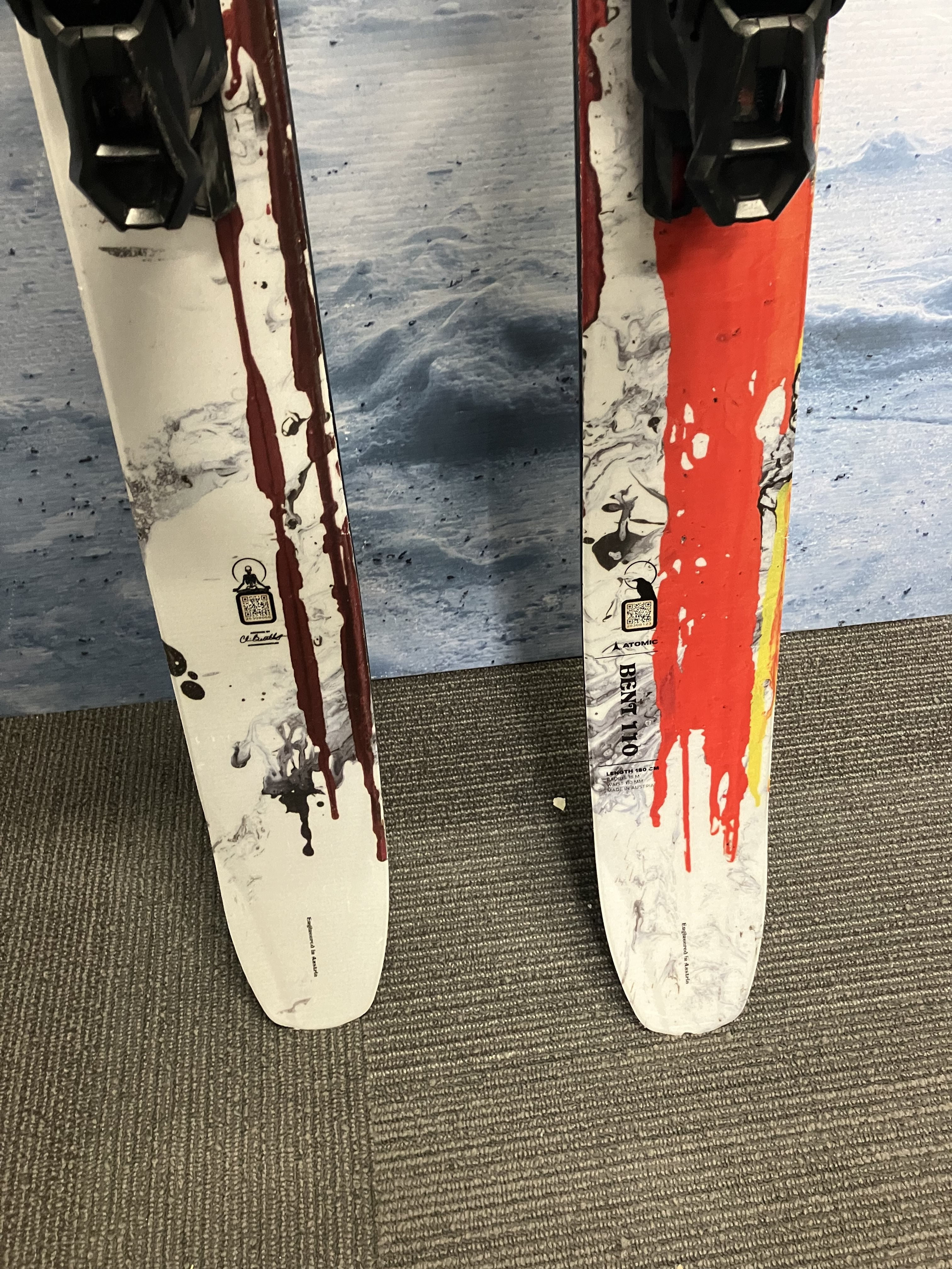Used 2024 Atomic Bent Chetler 110 180cm Ski w/ atomic strive 13 Demo Binding