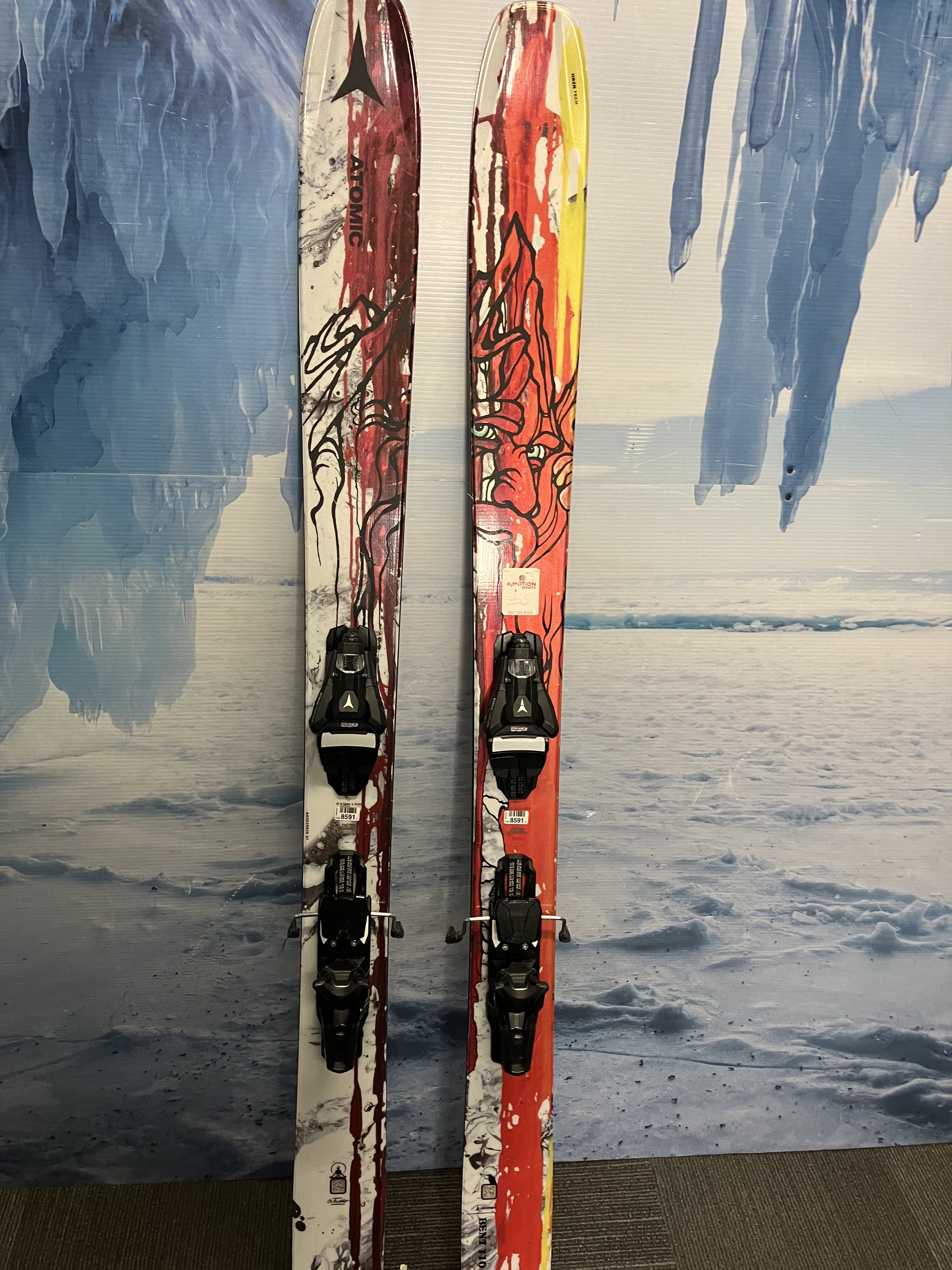 Used 2024 Atomic Bent Chetler 110 180cm Ski w/ atomic strive 13 Demo Binding