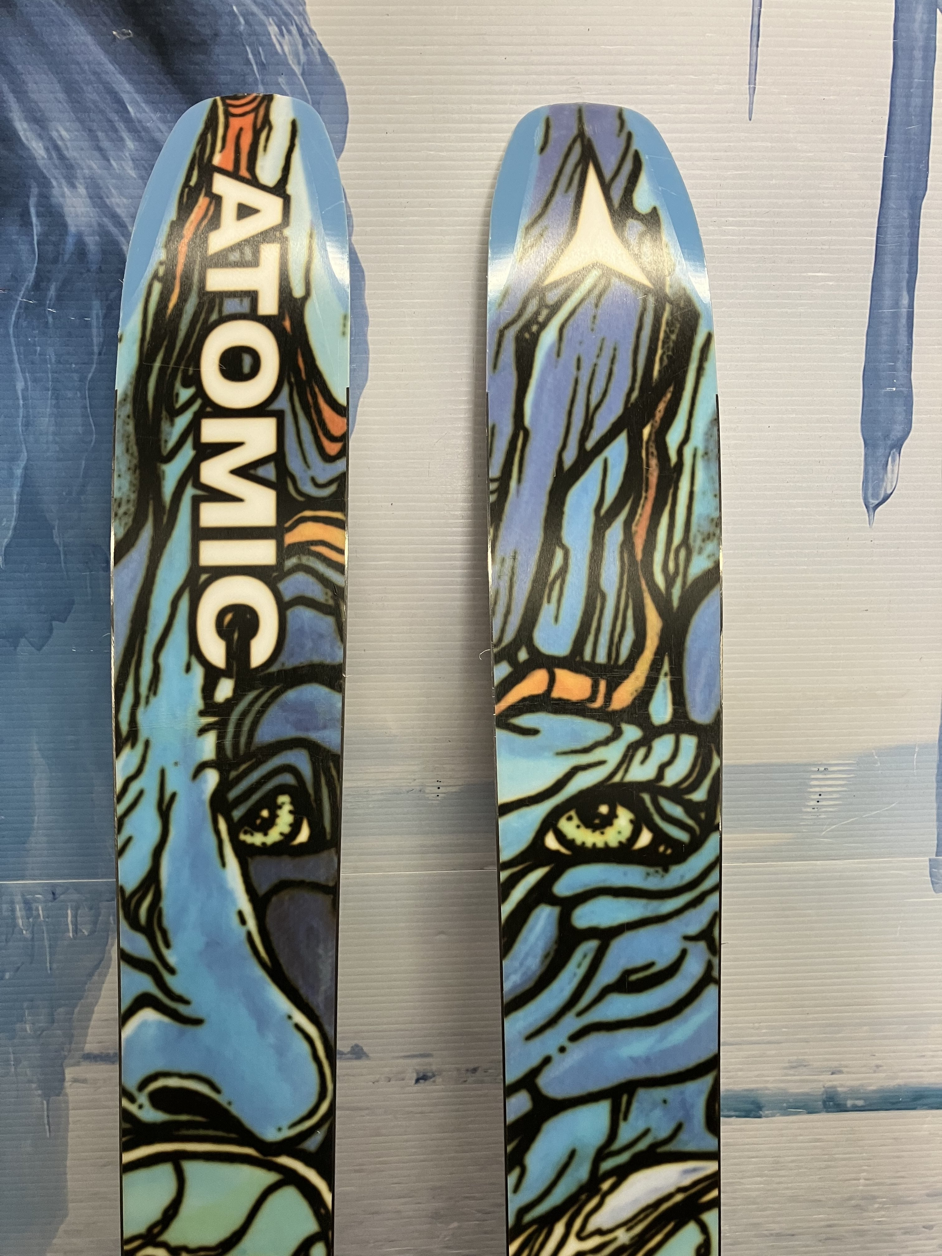 Used 2024 Atomic Bent Chetler 110 180cm Ski w/ atomic strive 13 Demo Binding