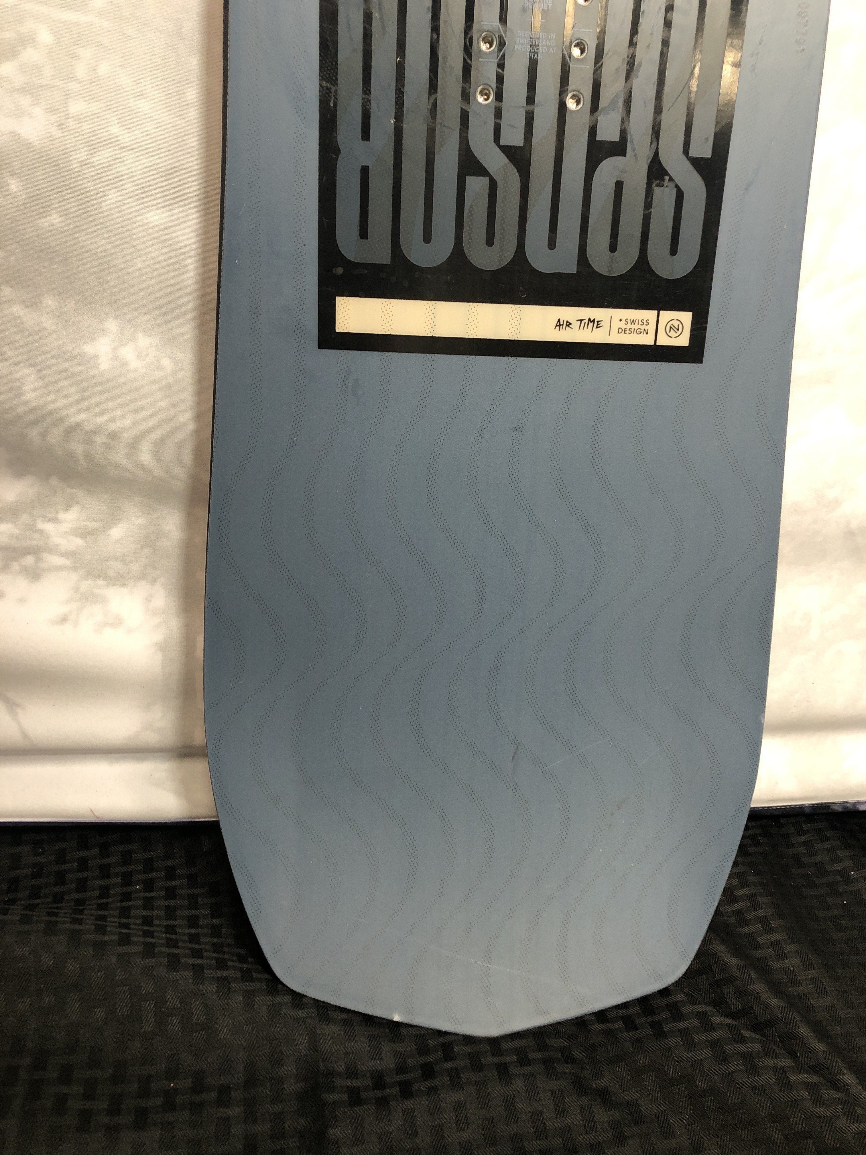 Used 2025 Nidecker Sensor 153 CM Snowboard