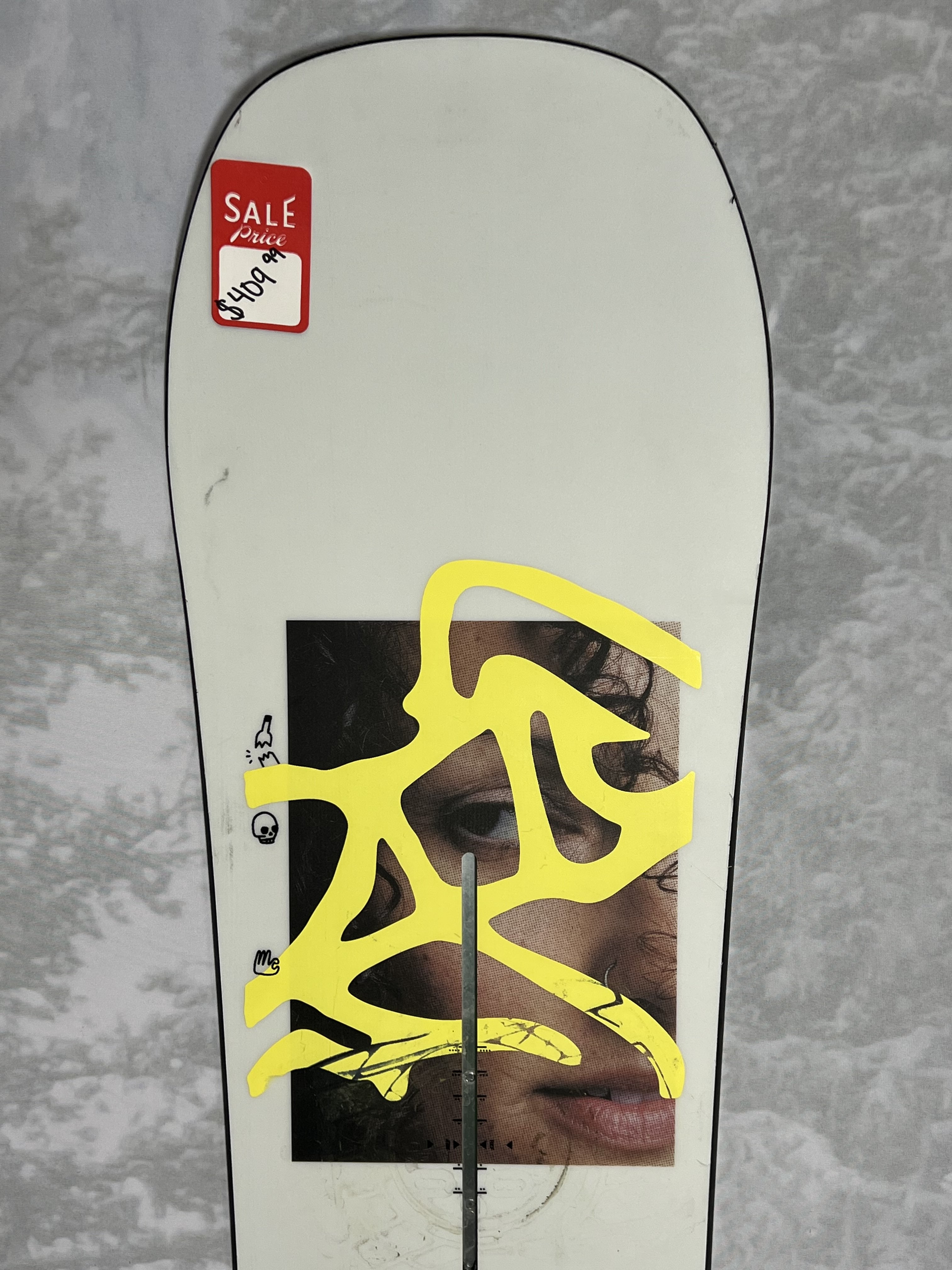 Lightly Used Burton Story 2025 147 CM Snowboard