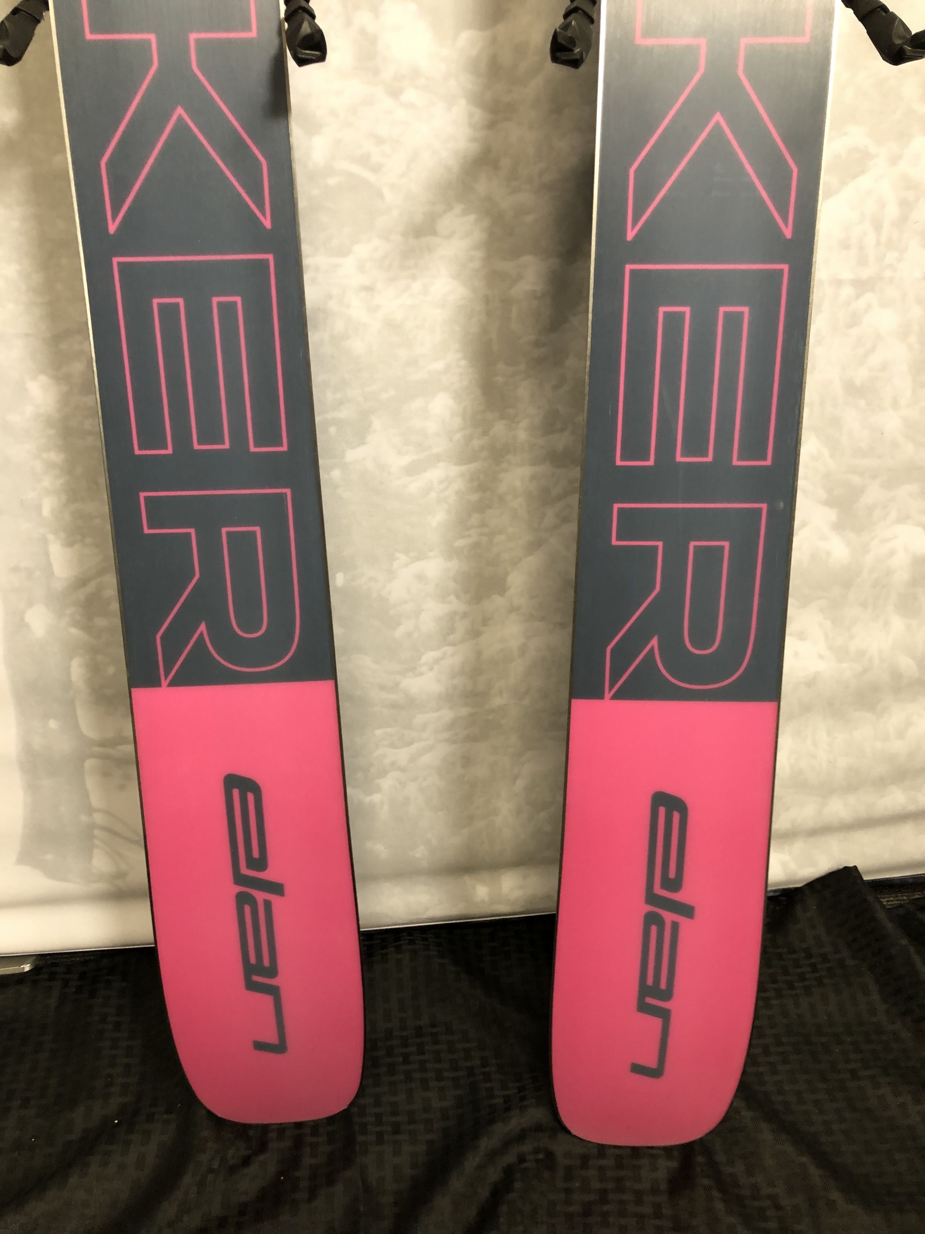 New 2025 Elan Playmaker 111 ski- 188cm w/ Tyrolia Attack LYT 13 adjustable GW binding