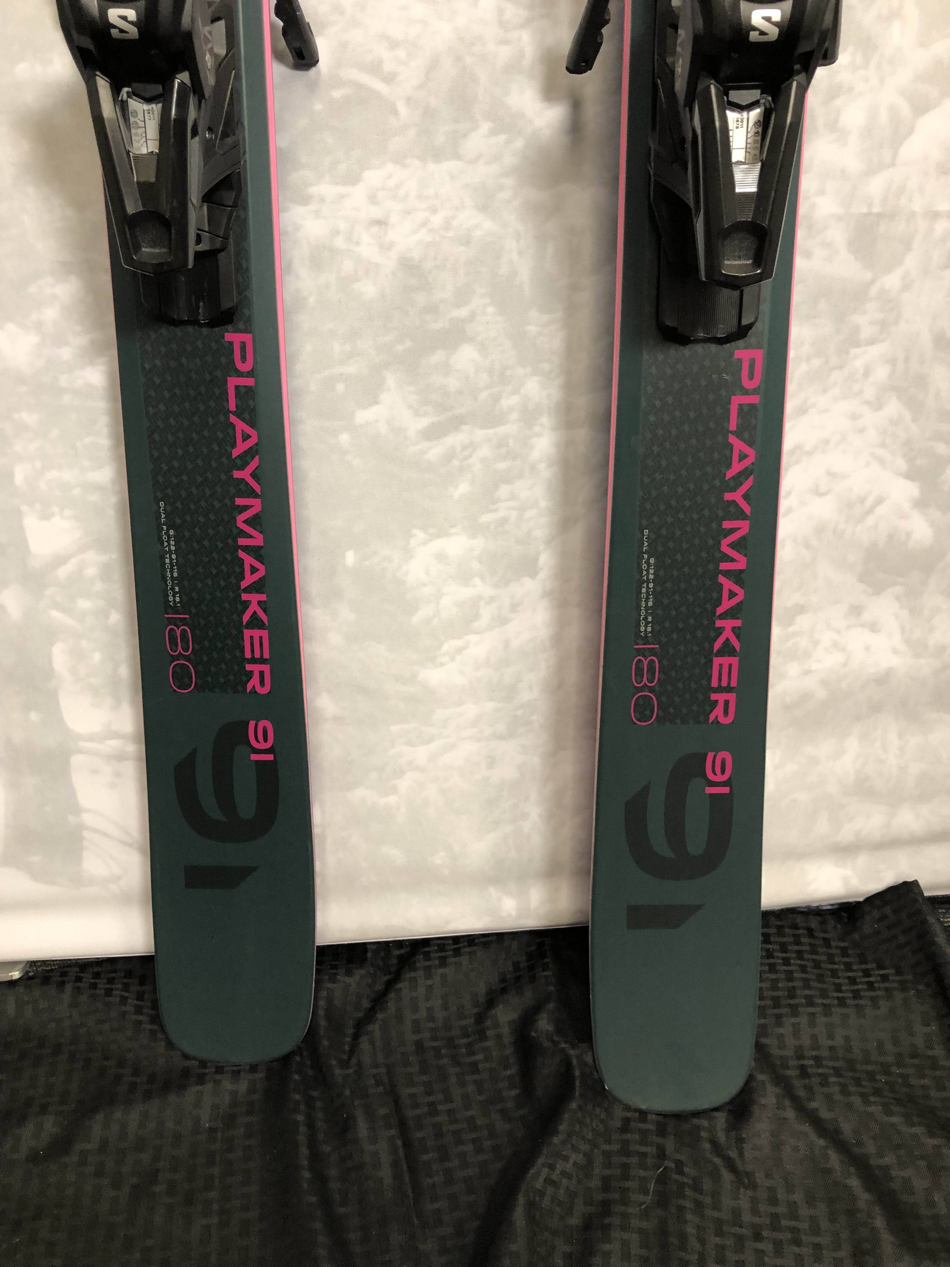 New 2025 Elan Playmaker 91 ski- 180cm w/ Salomon Strive 13 adjustable GW binding
