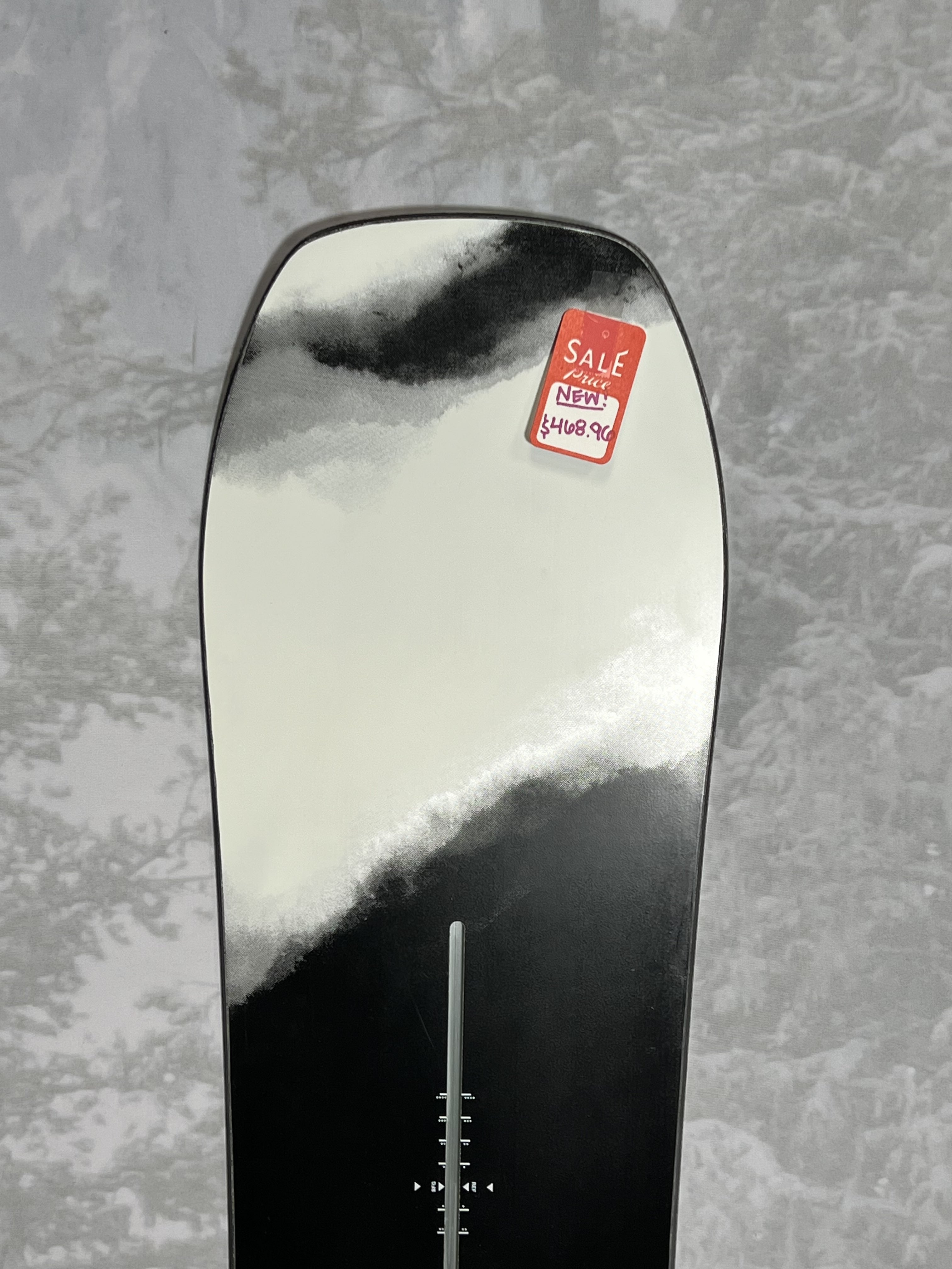 New 2025 Burton Hometown Hero Camber 144 CM Snowboard