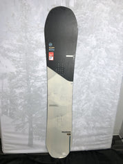 Used 2025 Salomon Super 8 Snowboard 154cm