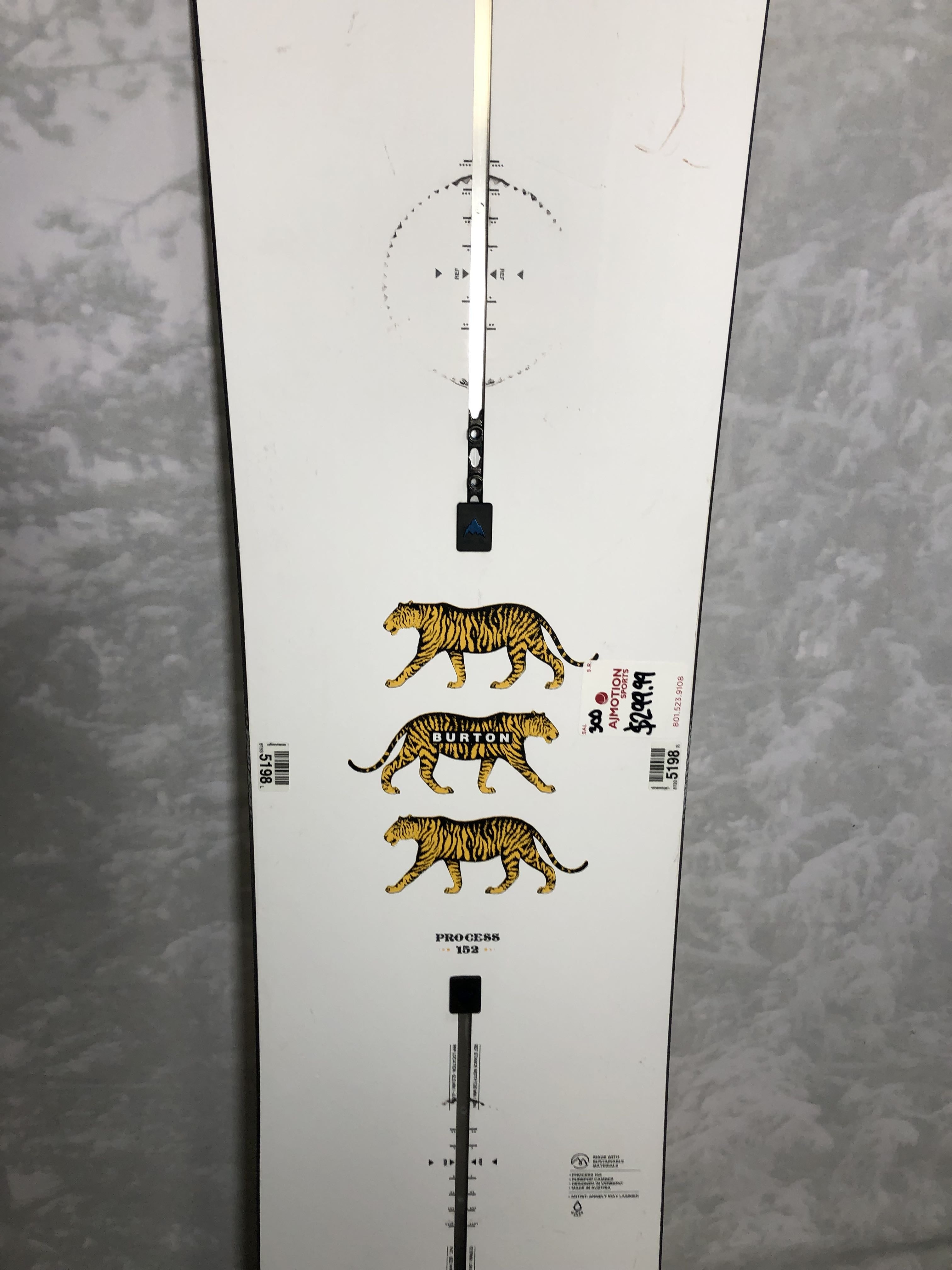 Used 2025 Burton Process 152cm Snowboard
