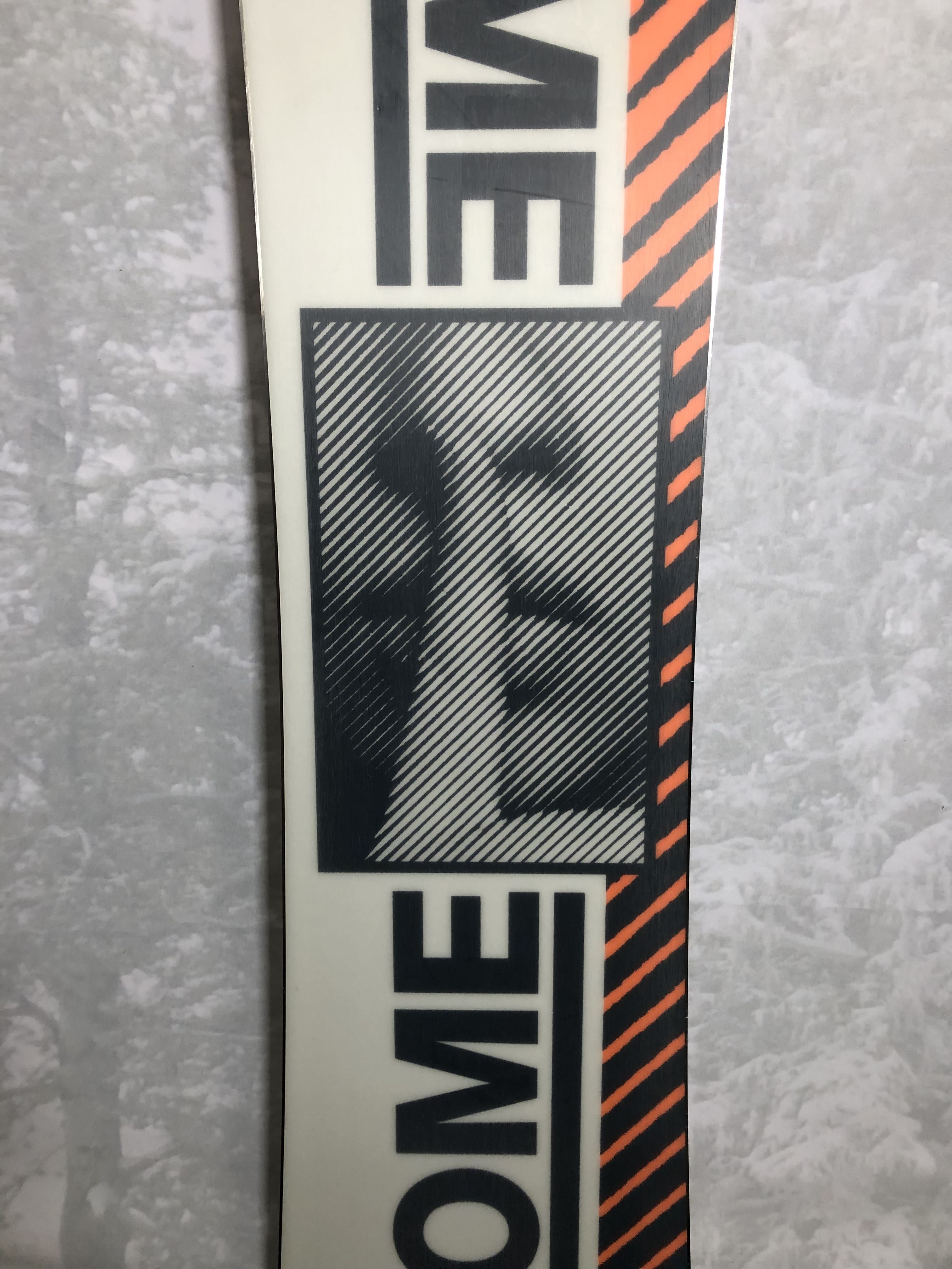 Used 2025 Rome Agent 157cm Snowboard