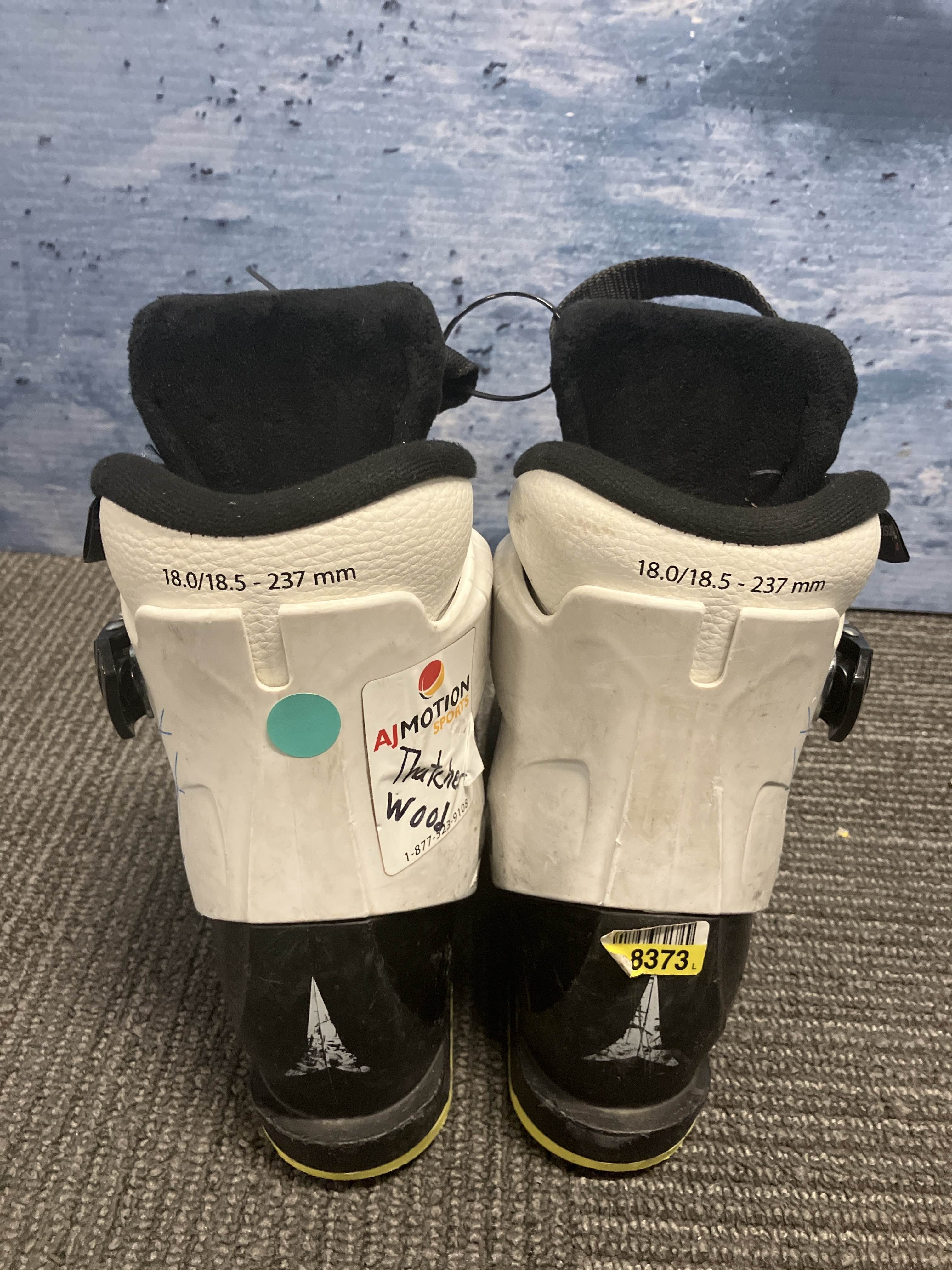 Used Atomic WayMaker JR 2 18/18.5 Kids Ski Boot