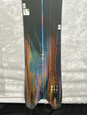 Lightly Used Nitro Squash 156 CM Snowboard 2025